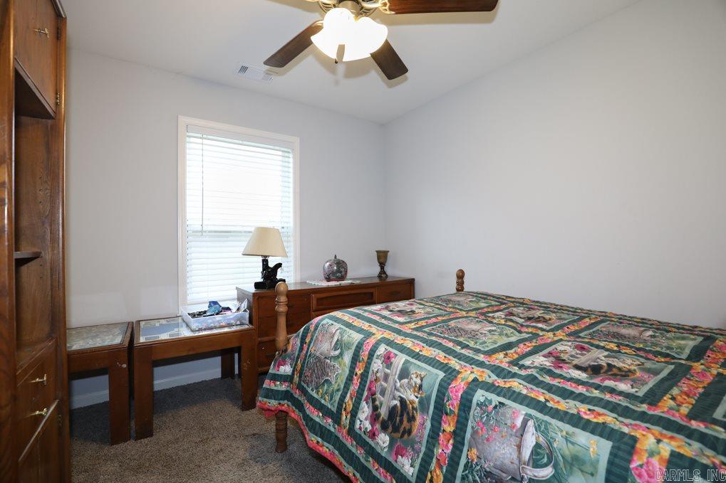 OAKTREE PLACE - Residential