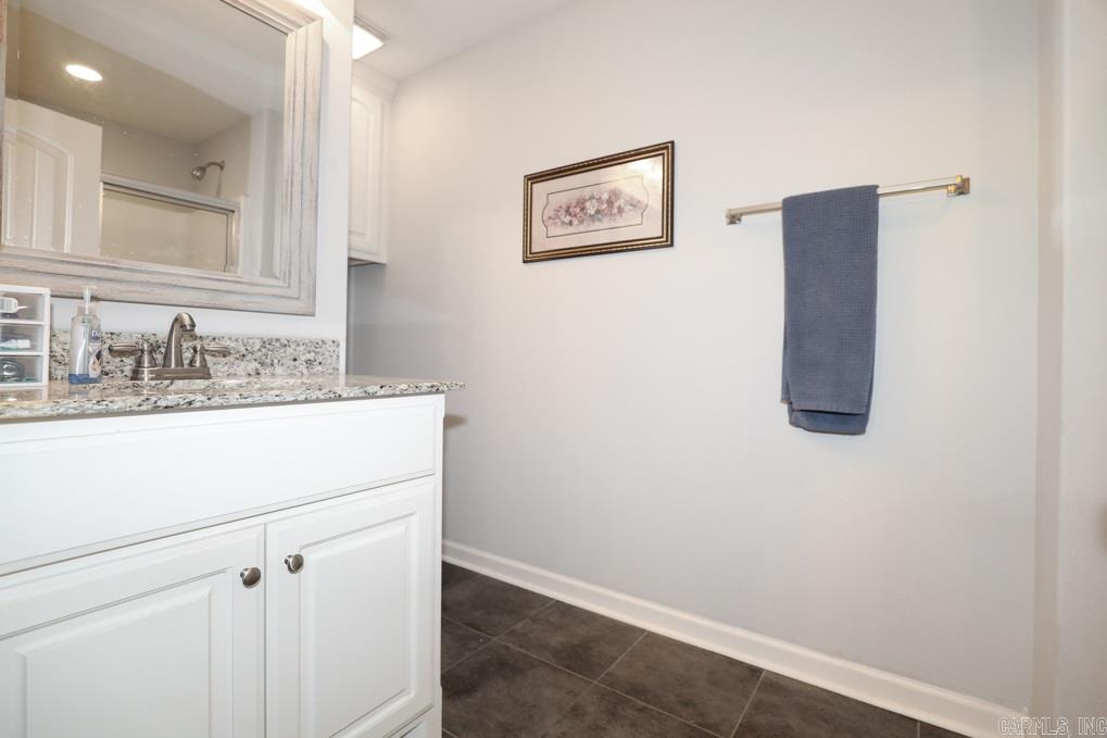 OAKTREE PLACE - Residential
