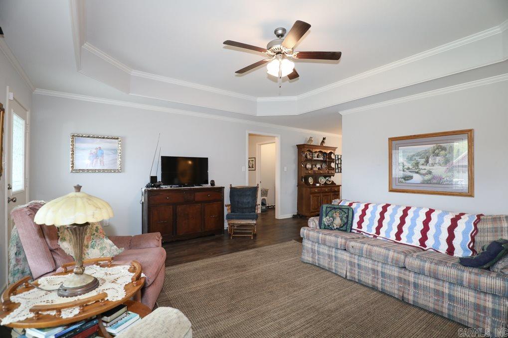 OAKTREE PLACE - Residential