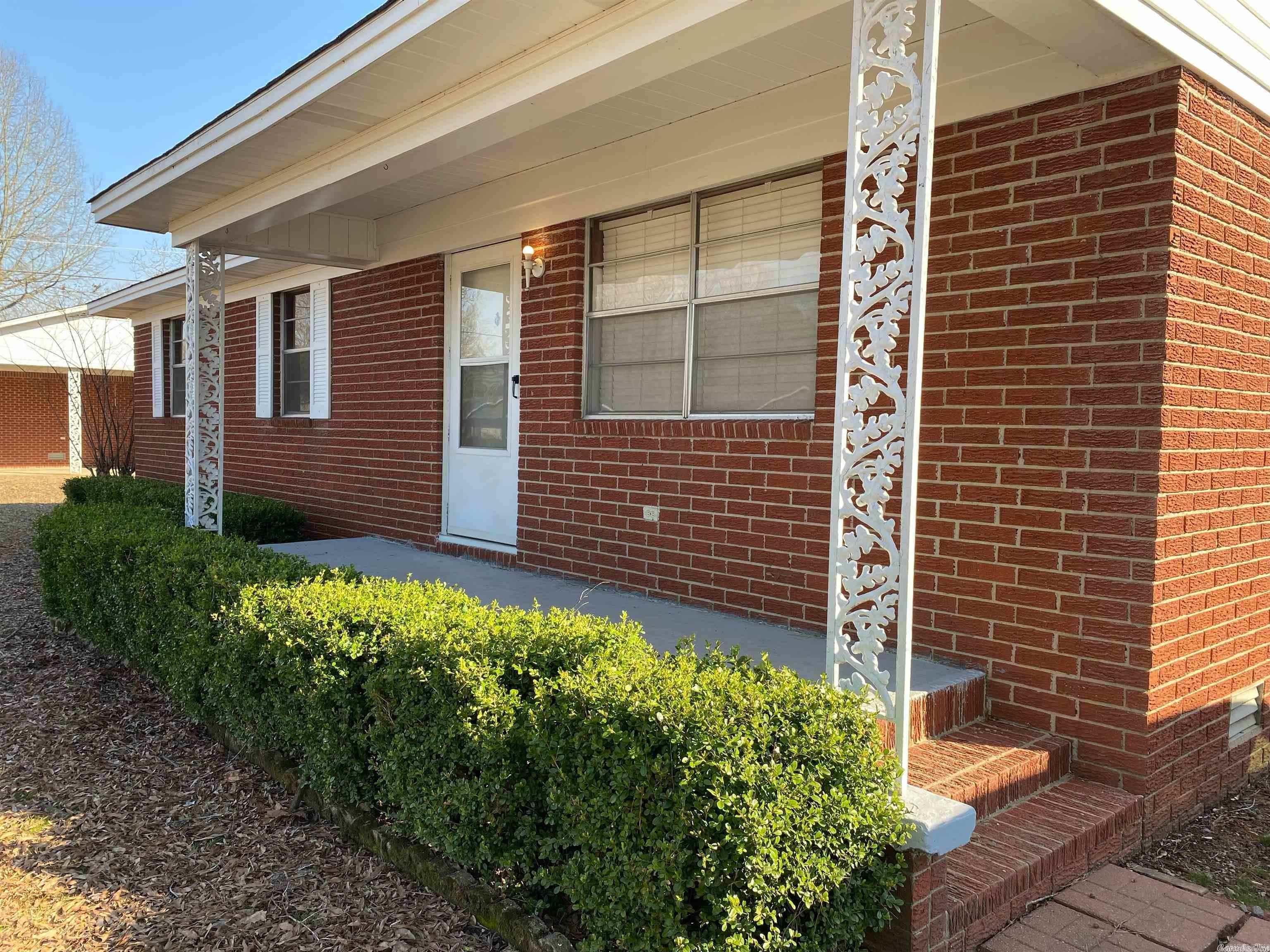 BEEBE OUTLOTS - Residential Lease