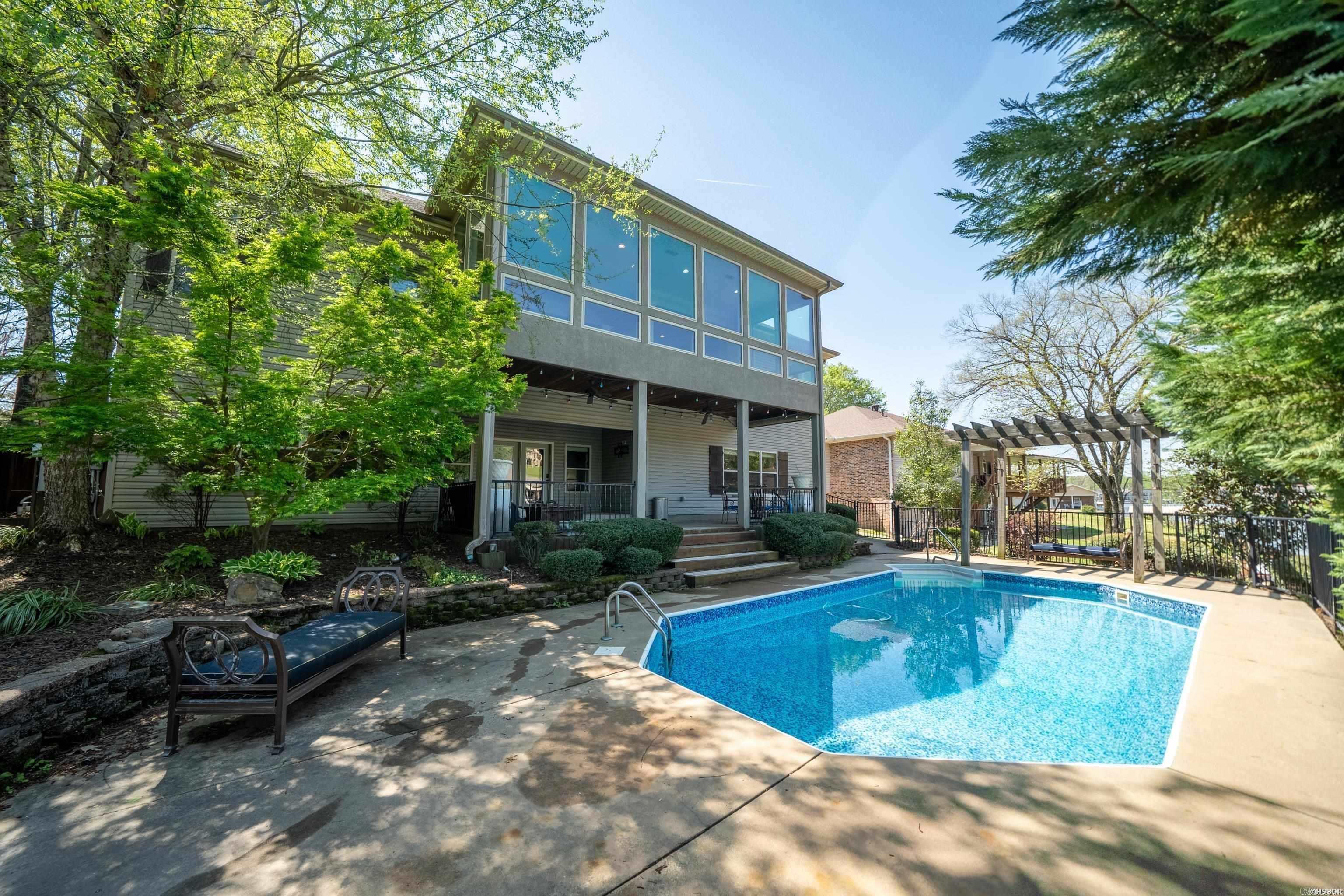 Four Oaks - Residential