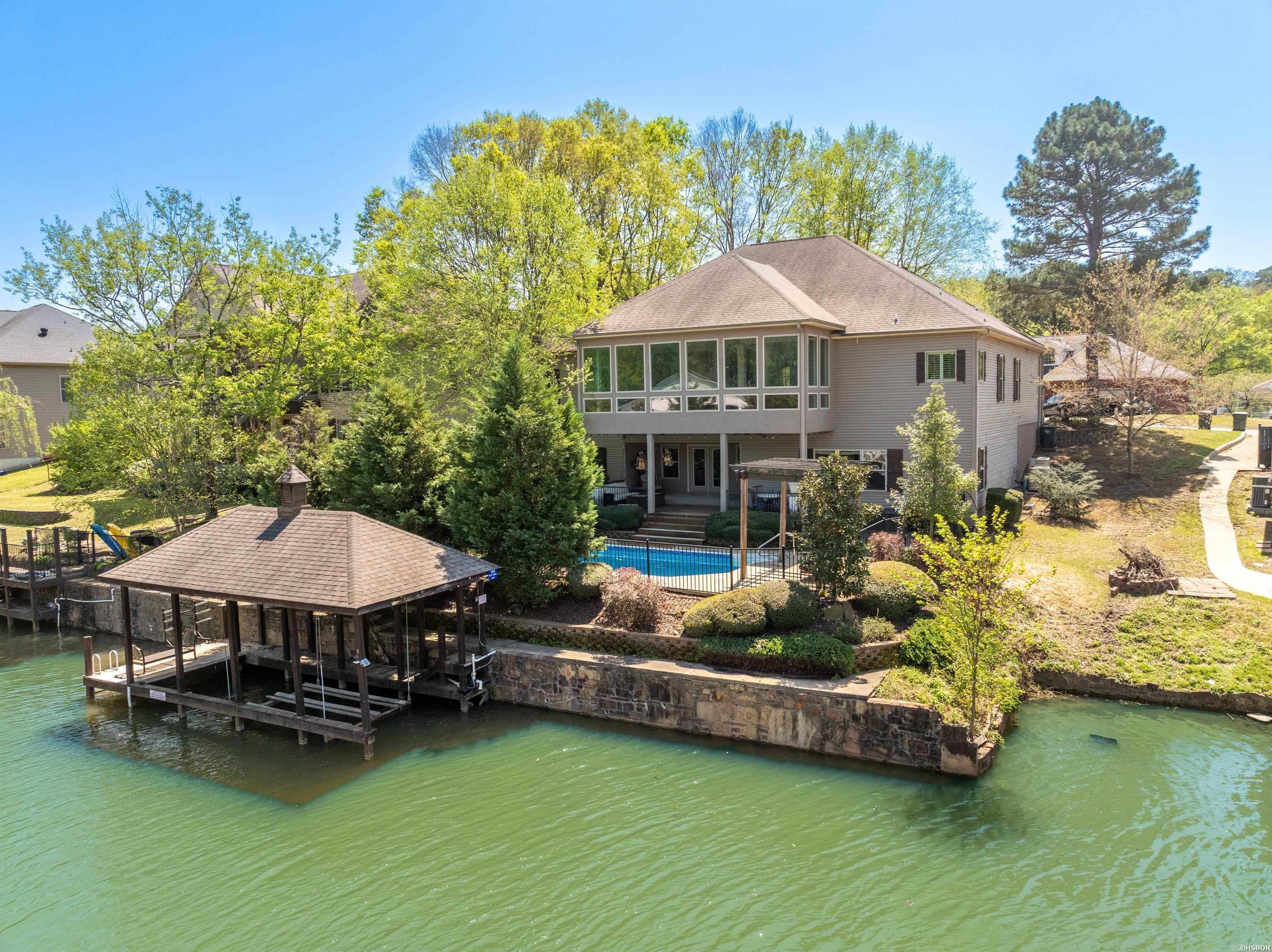 Four Oaks - Residential
