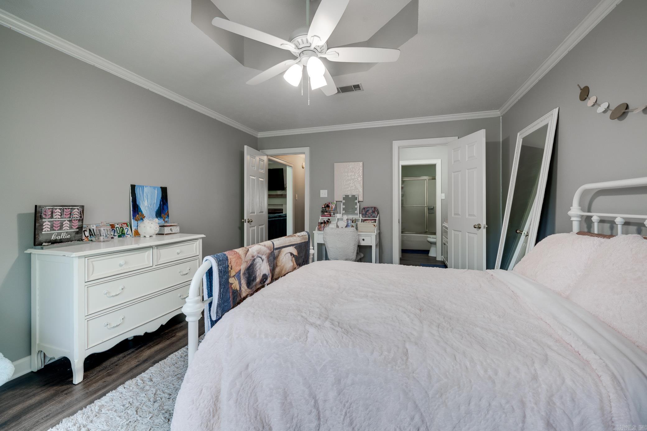 HICKORY CREEK - Residential