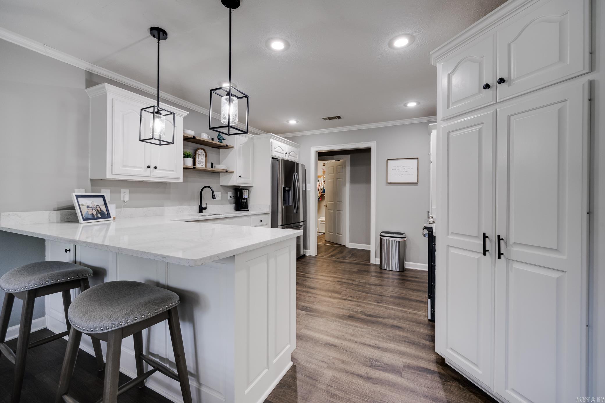 HICKORY CREEK - Residential