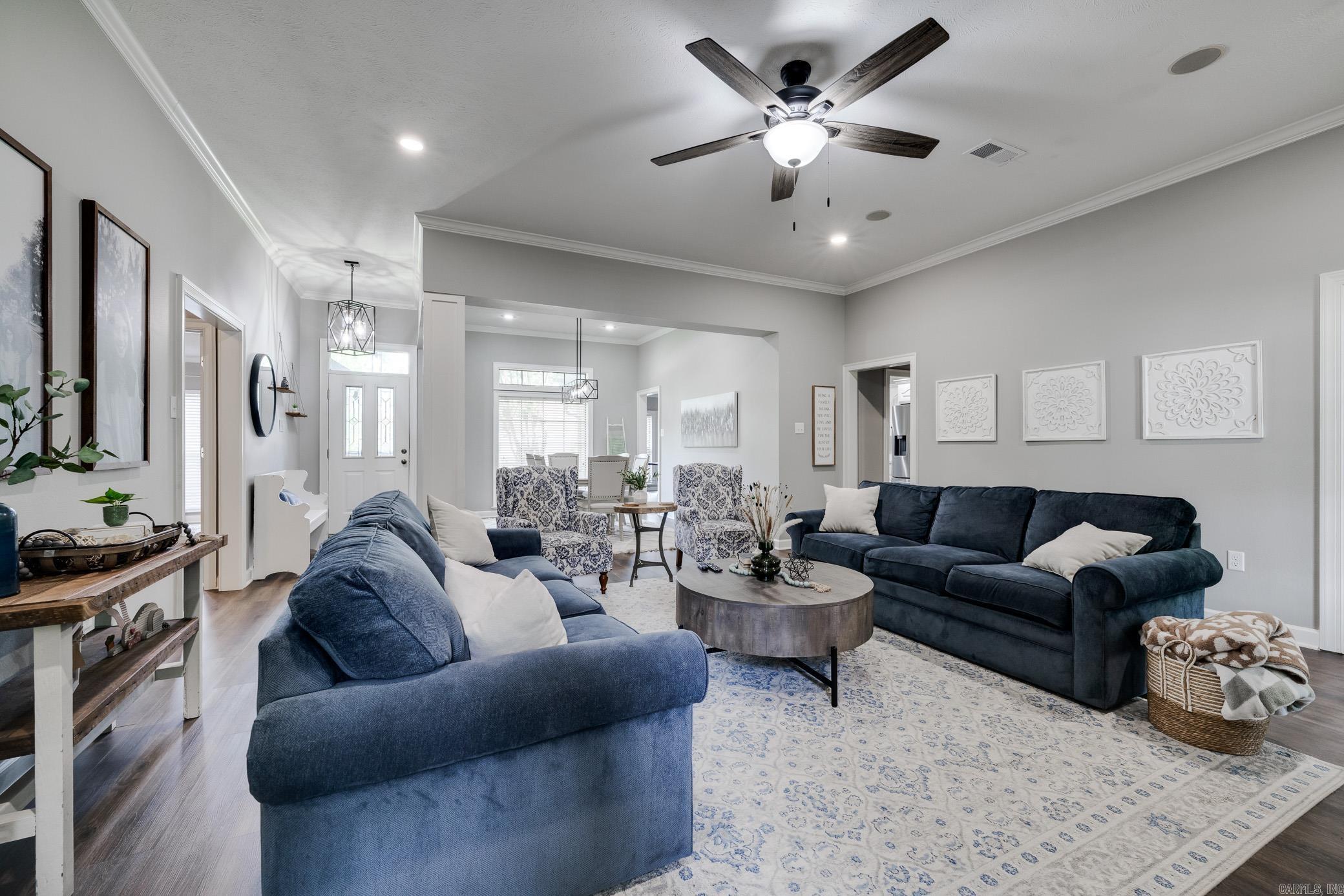 HICKORY CREEK - Residential