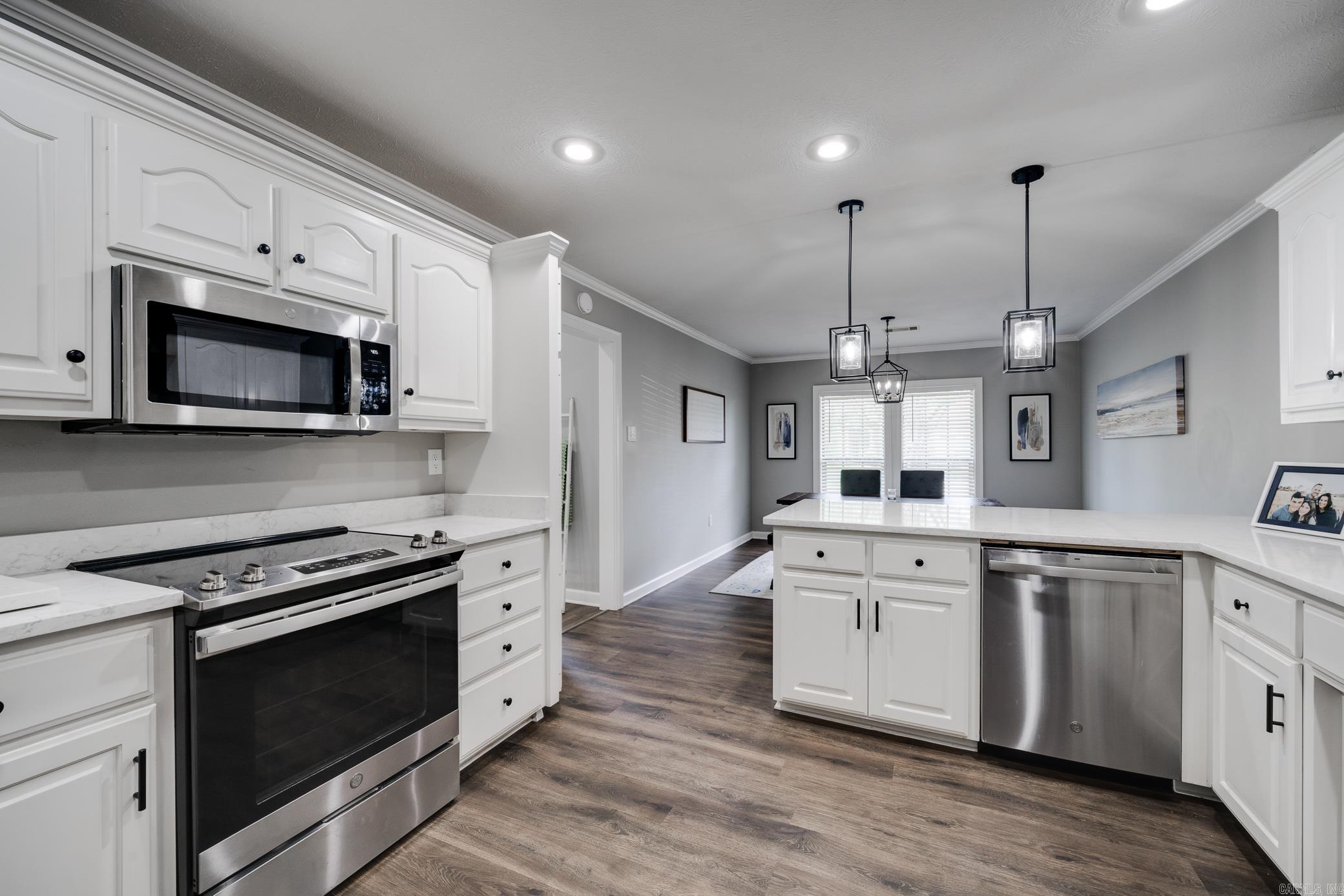 HICKORY CREEK - Residential