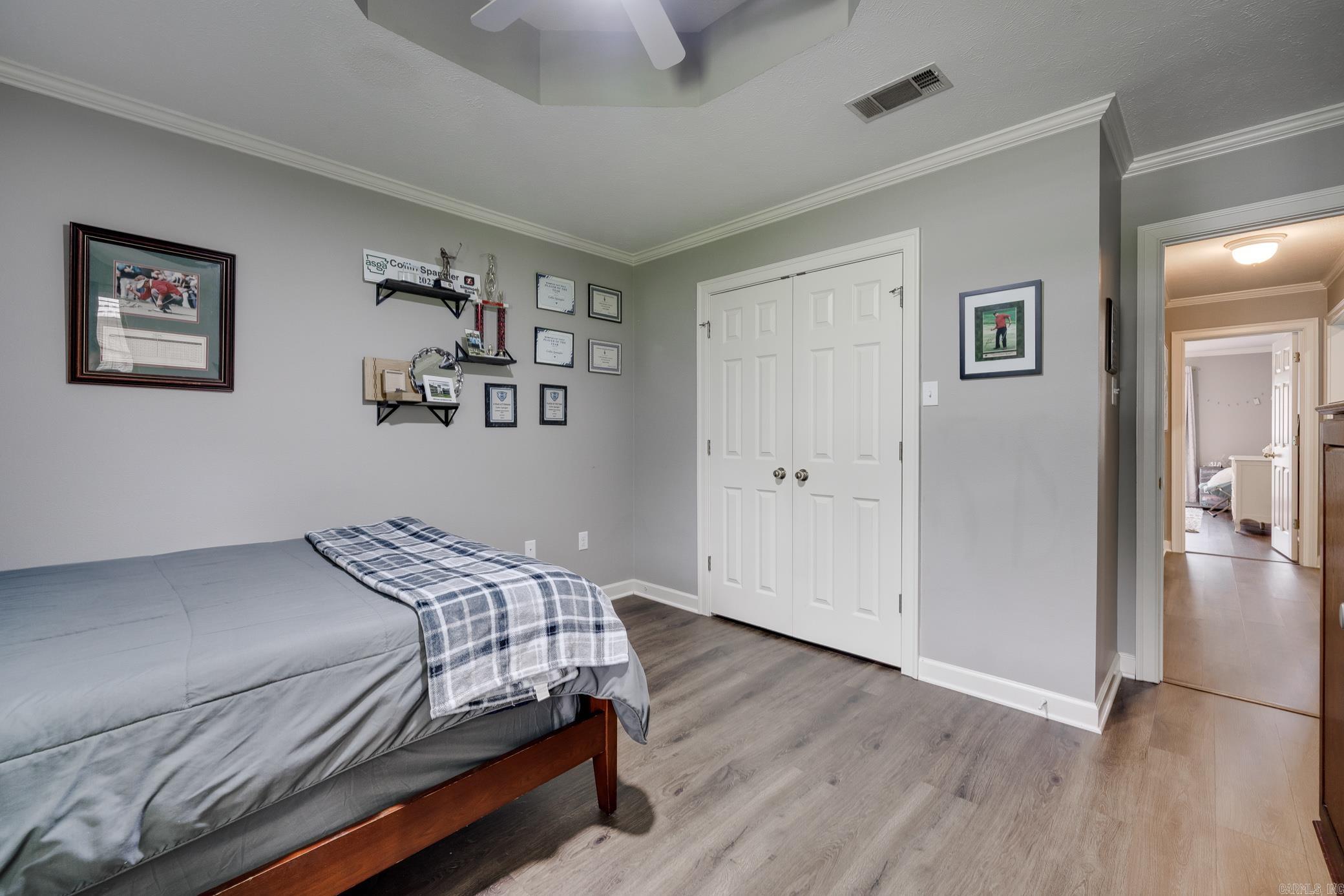 HICKORY CREEK - Residential