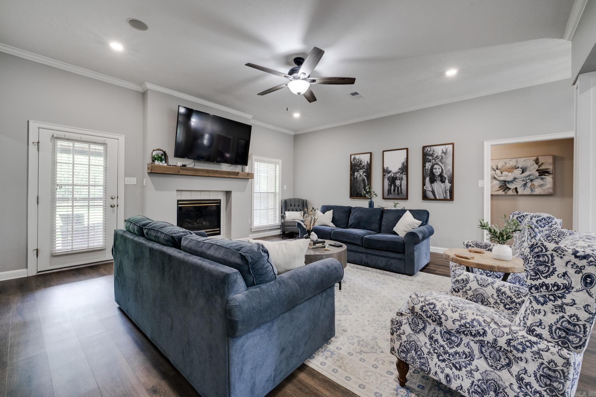 HICKORY CREEK - Residential