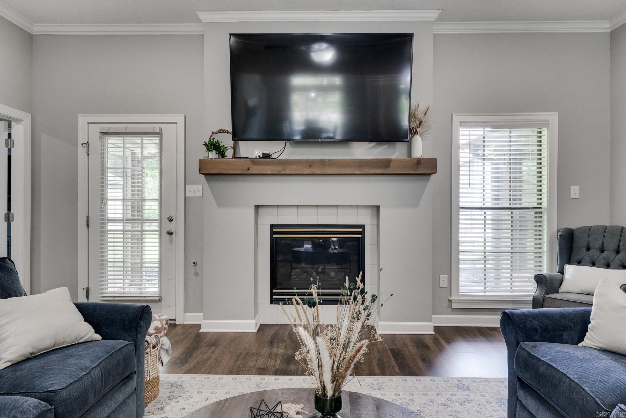 HICKORY CREEK - Residential