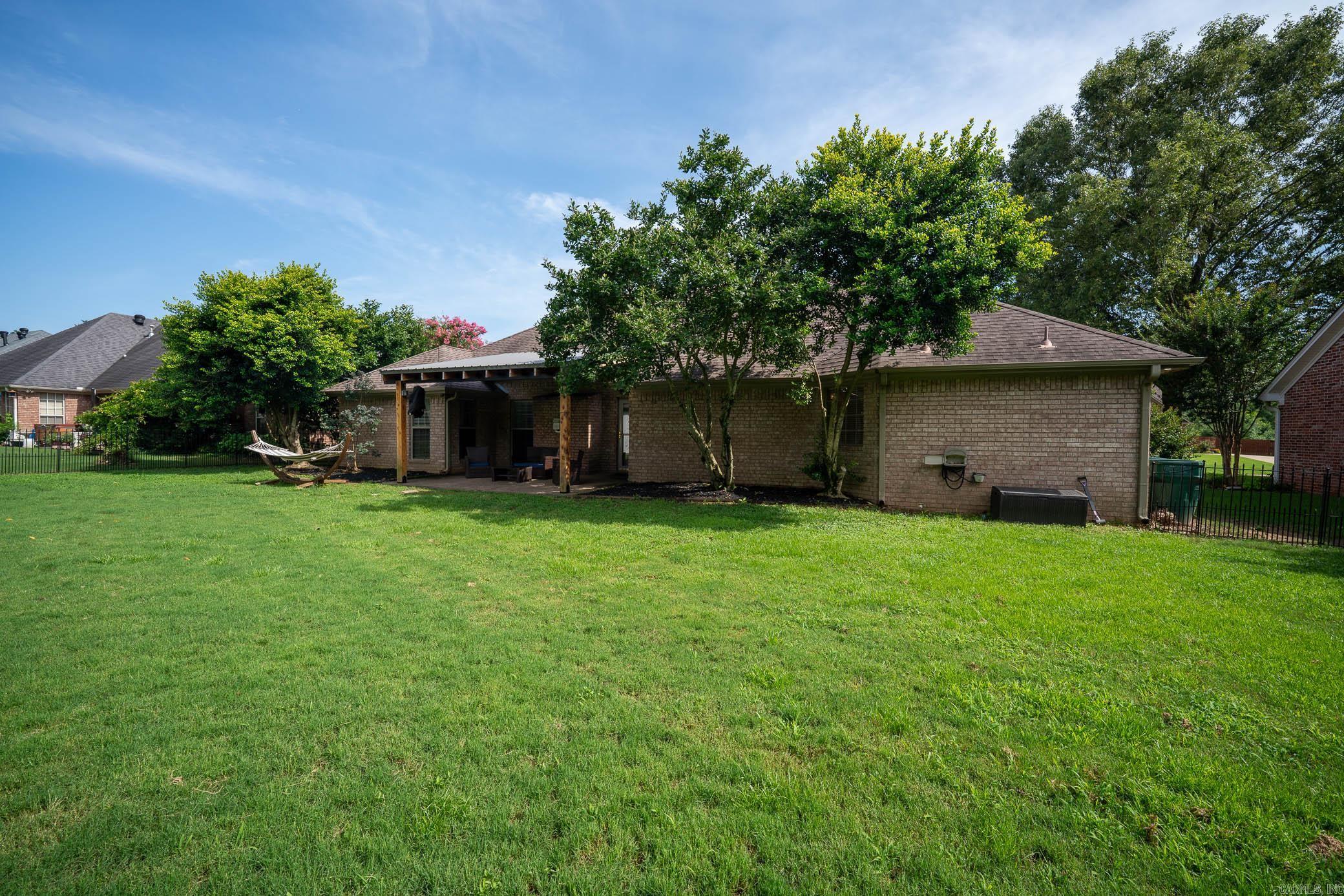 HICKORY CREEK - Residential