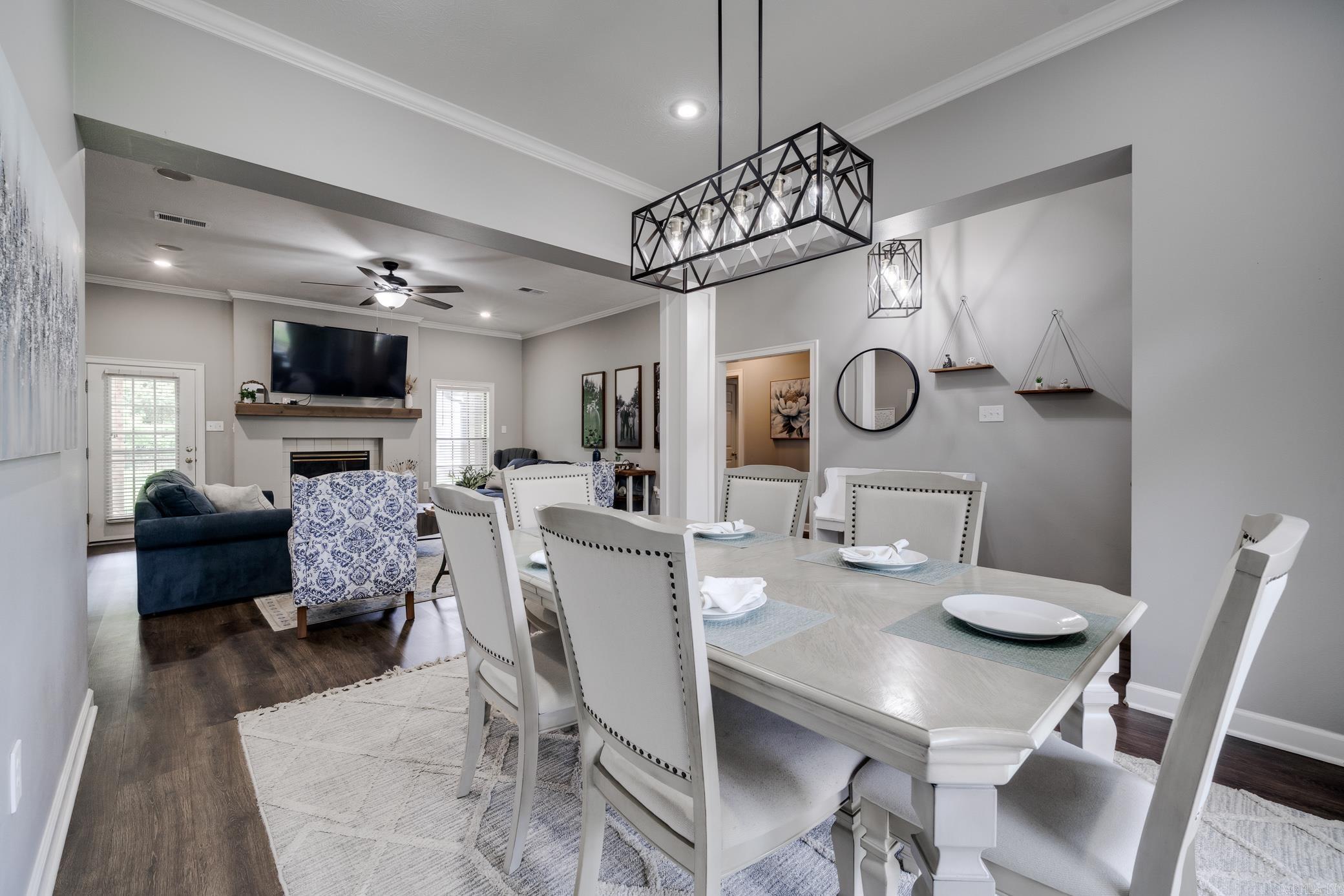 HICKORY CREEK - Residential
