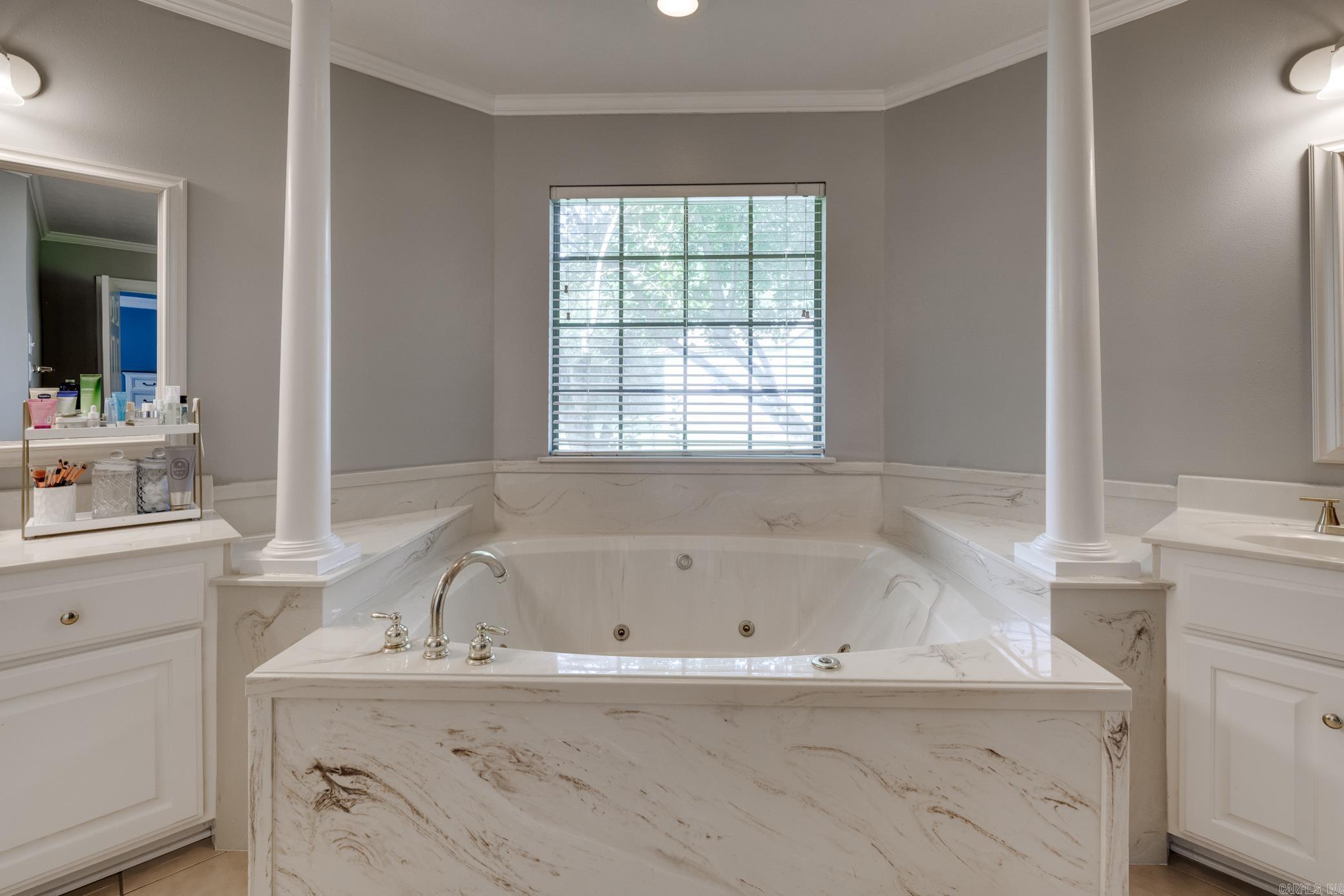 HICKORY CREEK - Residential