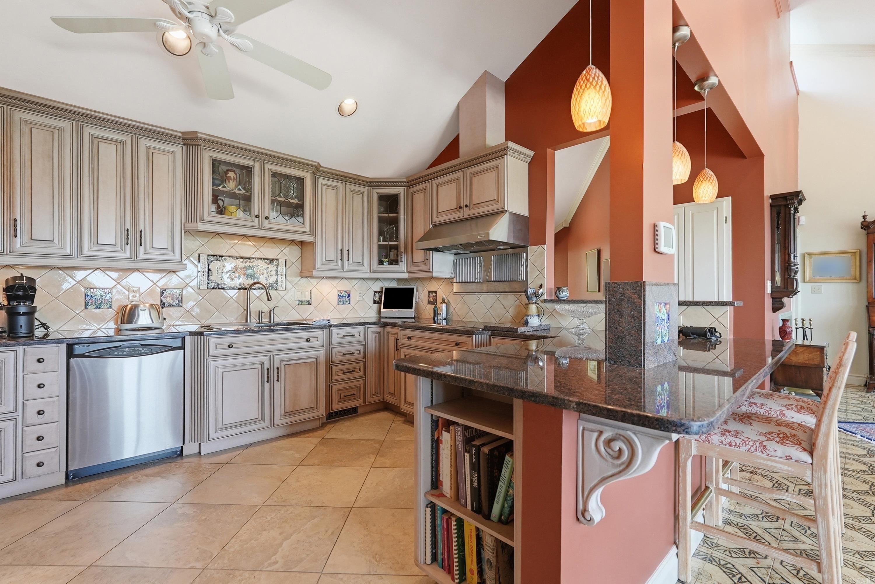 CHELSEA GLADE - Residential