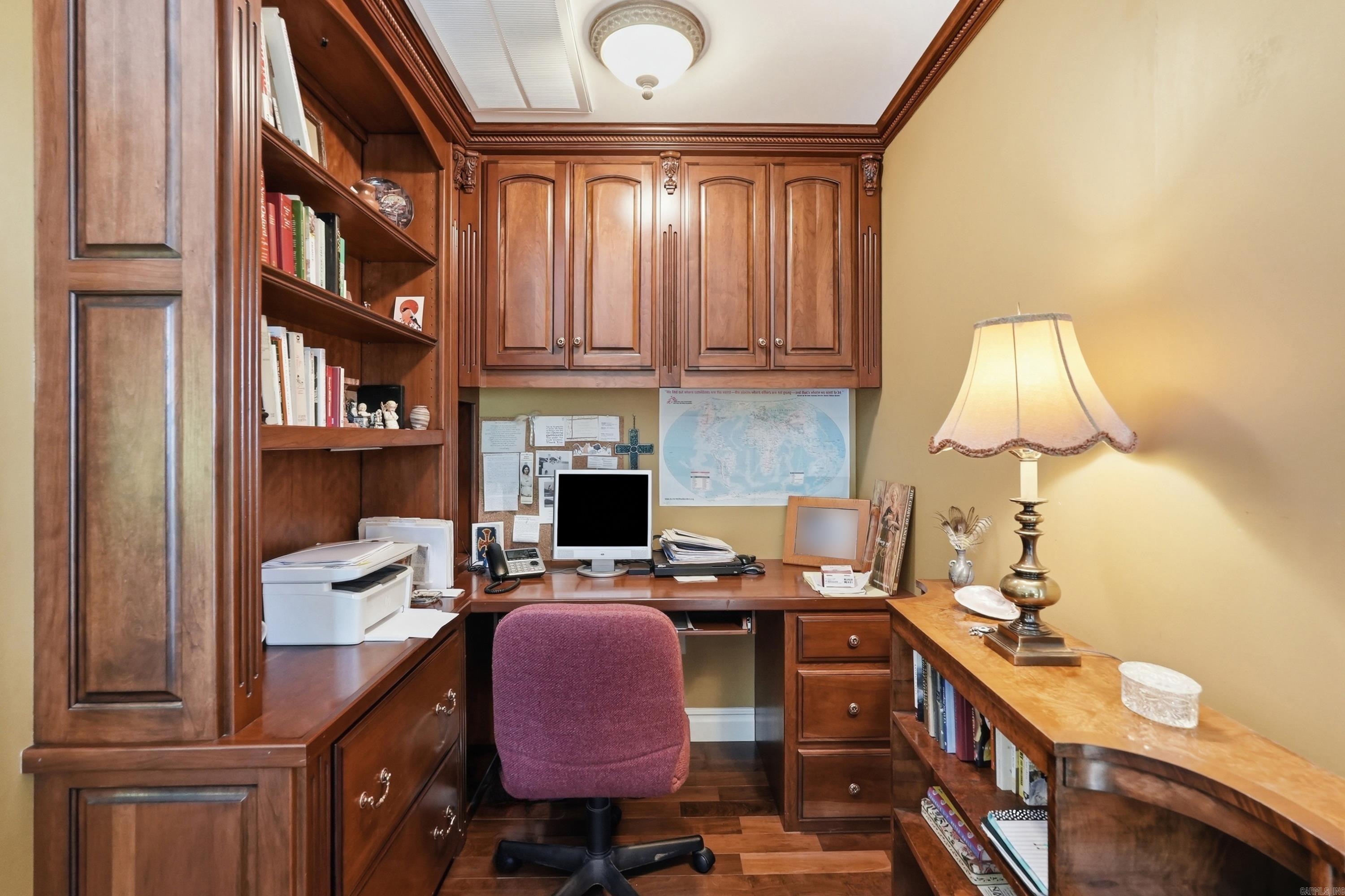 CHELSEA GLADE - Residential