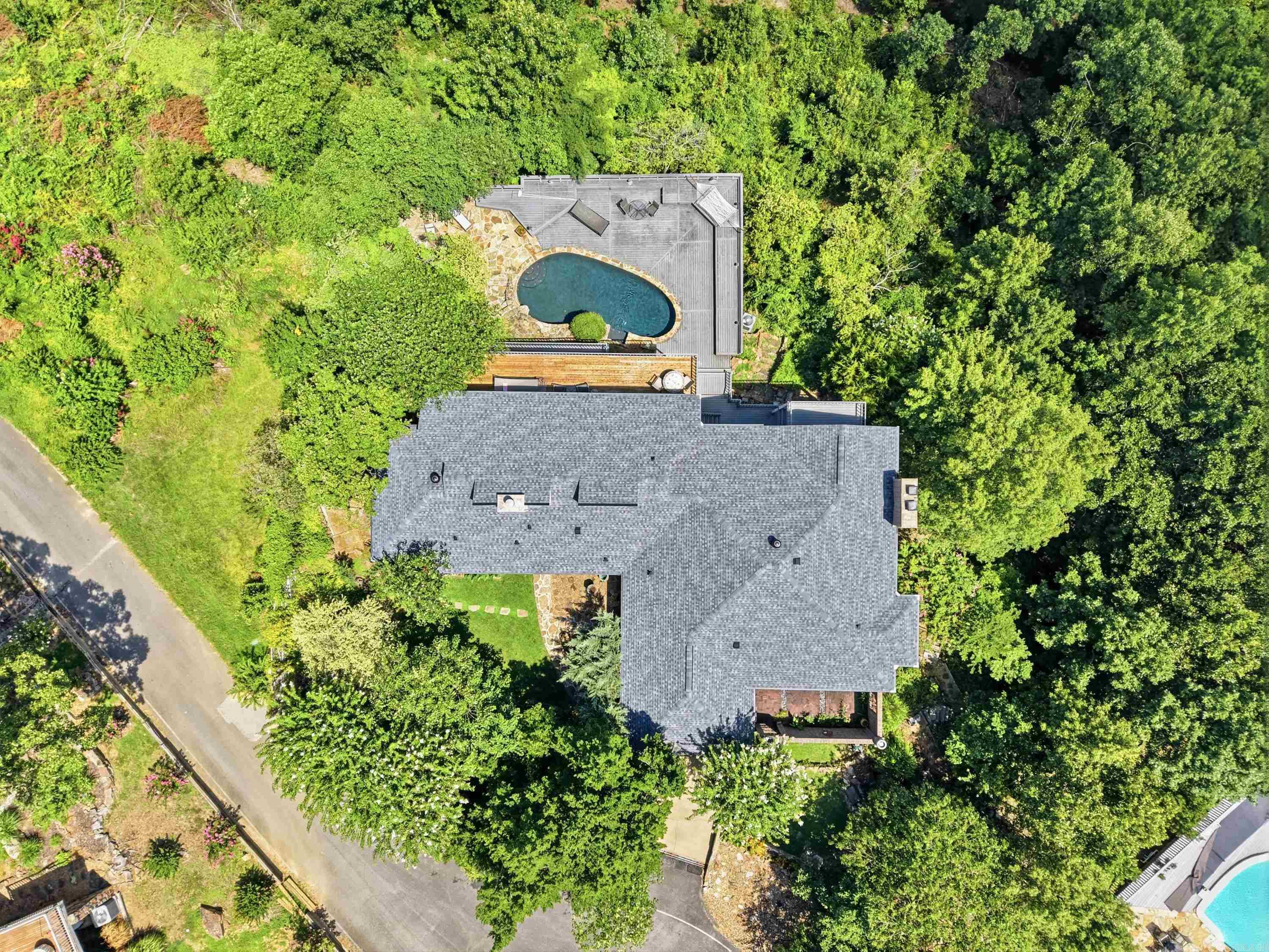 CHELSEA GLADE - Residential