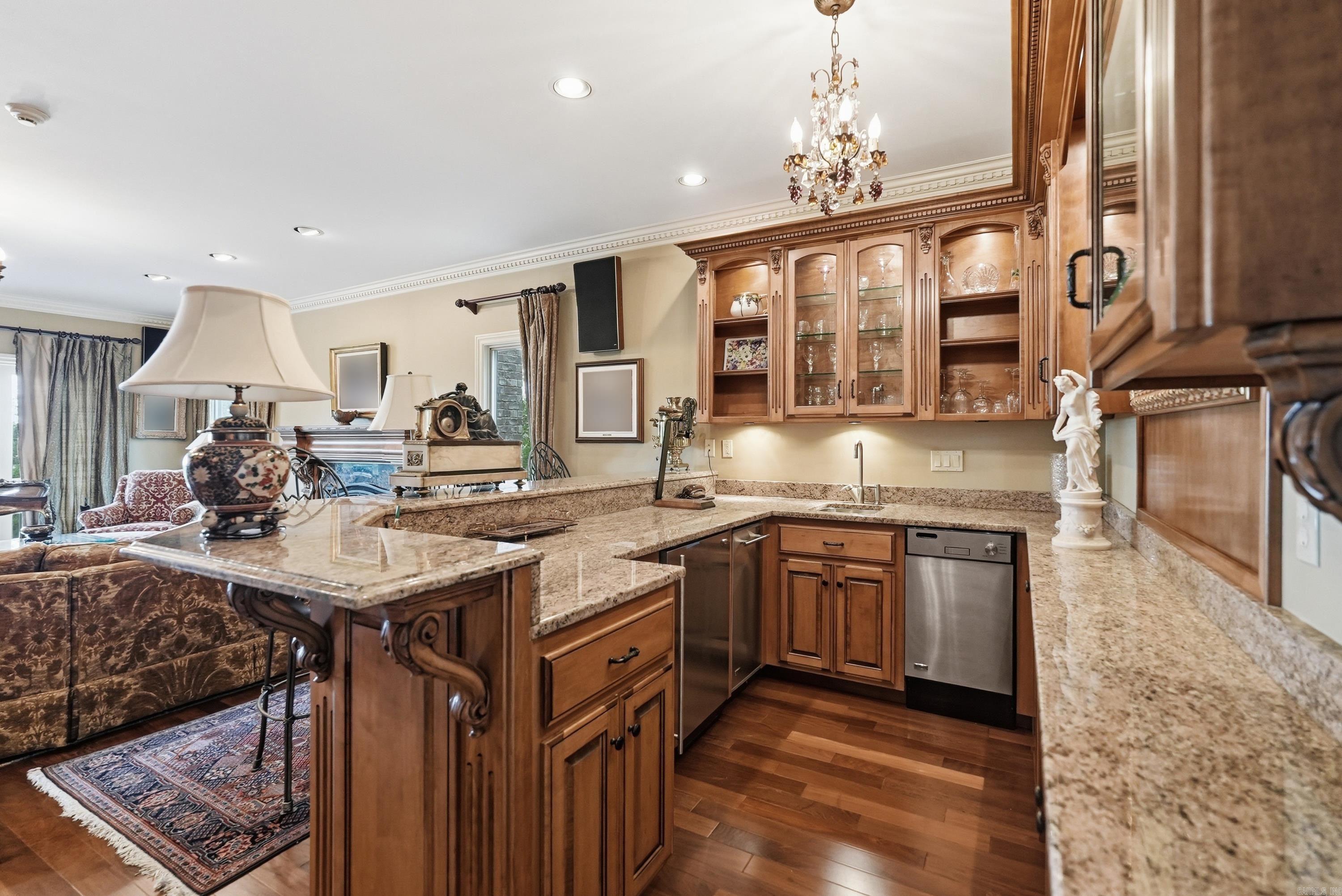 CHELSEA GLADE - Residential