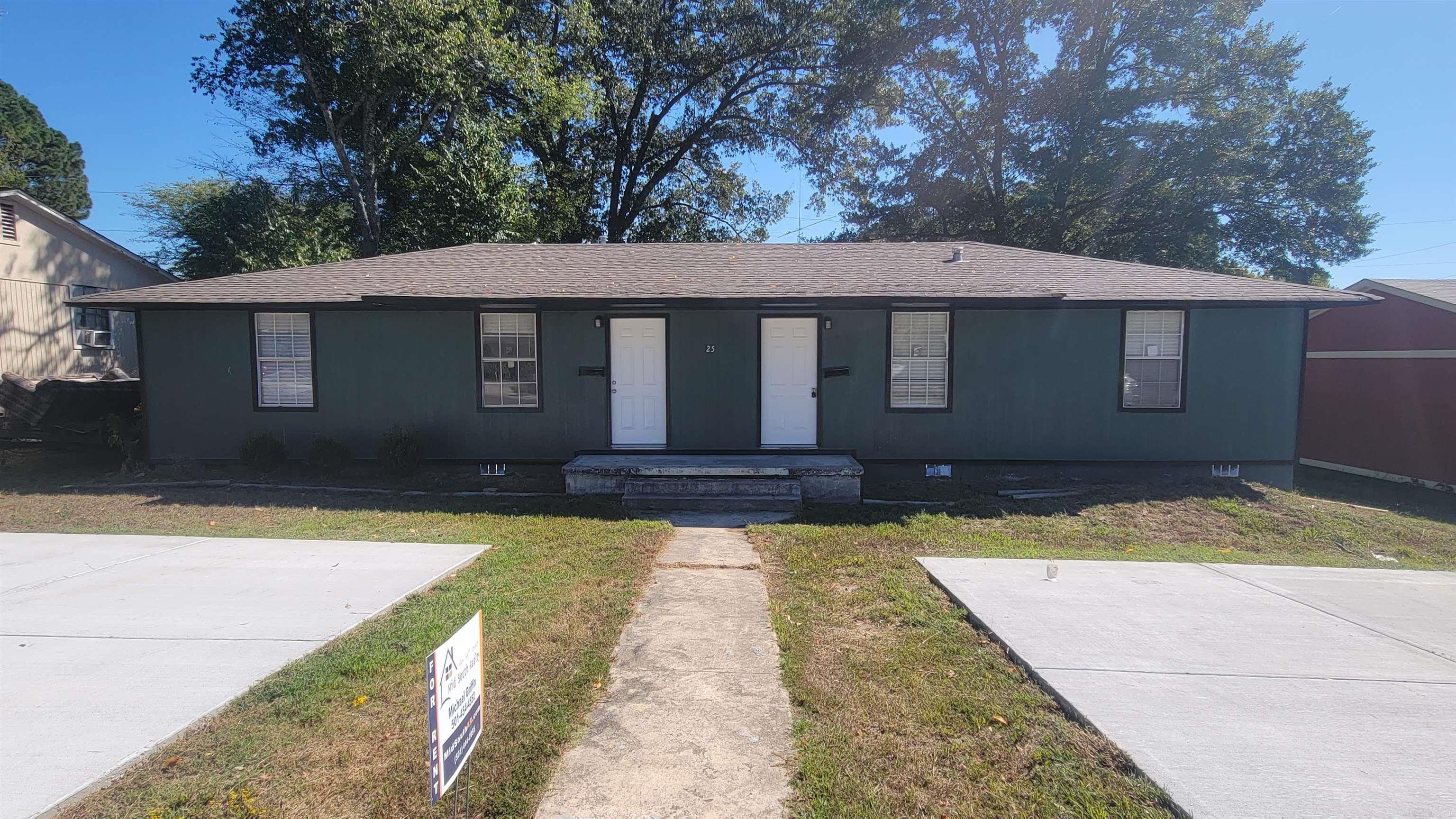 Great investment opportunity with tenants and management already in place.  Newly renovated with granite countertops, new appliances, HVAC, paint, floors and more. No seller property disclosure available.