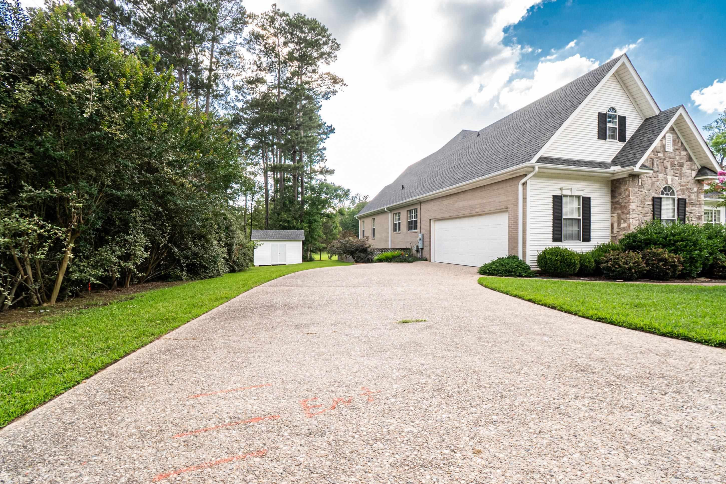 NORTHPOINTE - Residential