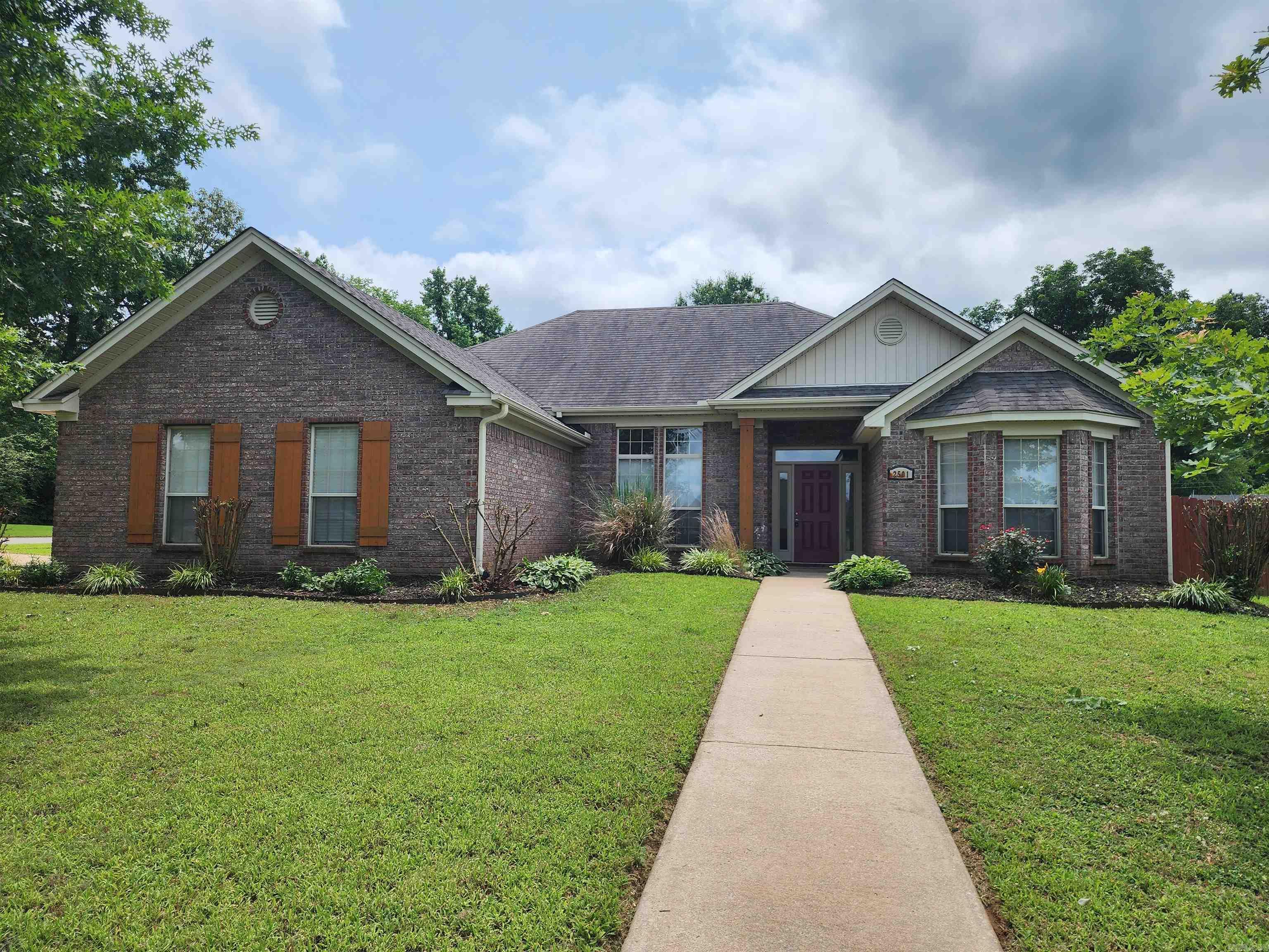 COLDWATER CREEK - Residential