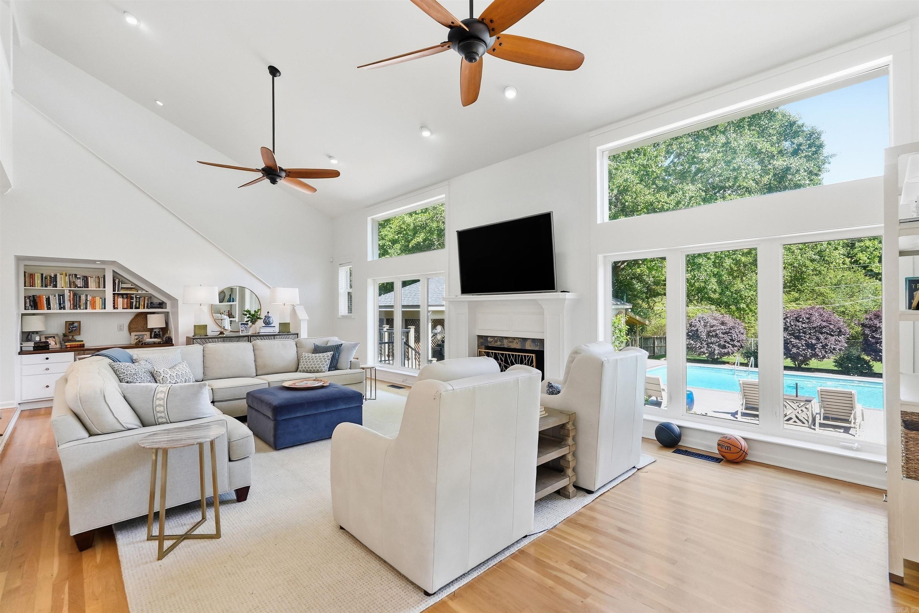 OVERBROOK - Residential