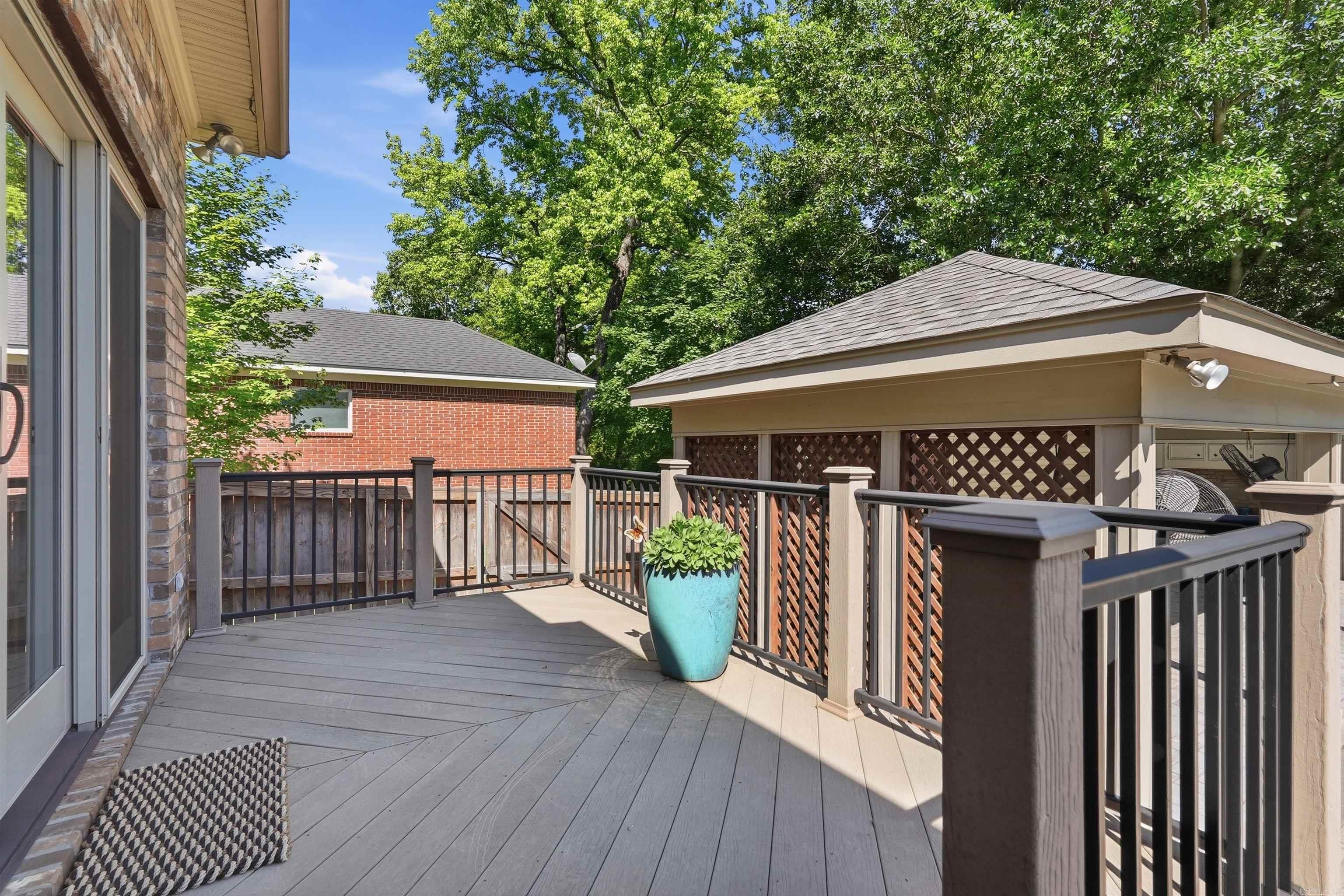 OVERBROOK - Residential