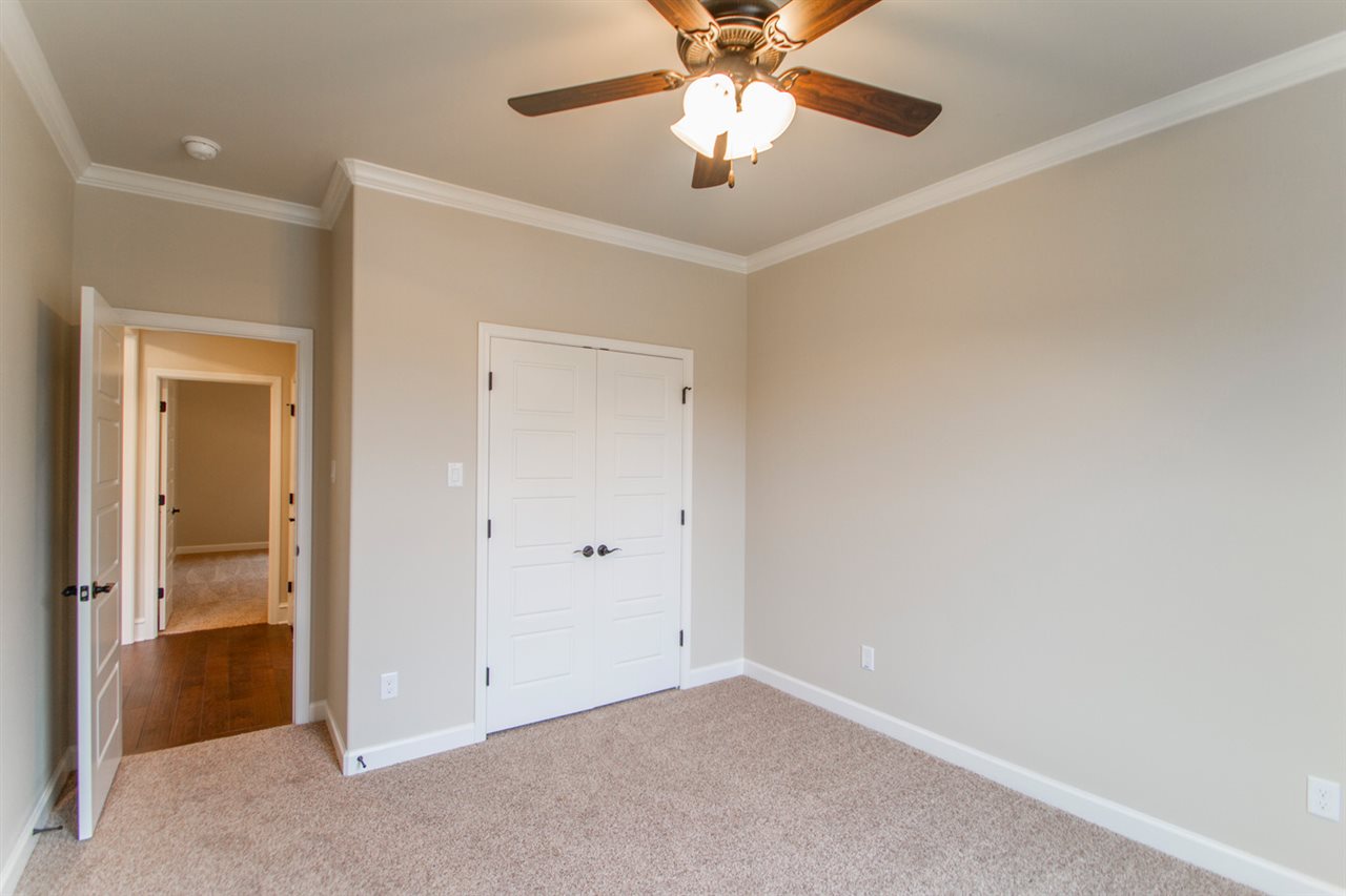 MILLERS GLENN - Residential