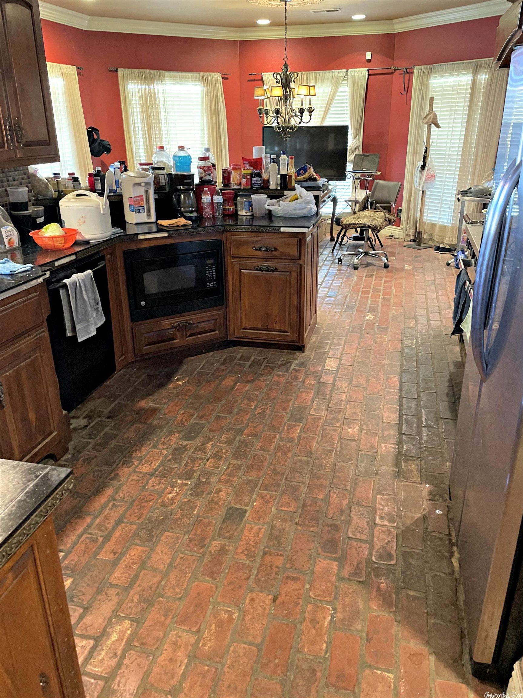 Madison - Commercial Sale