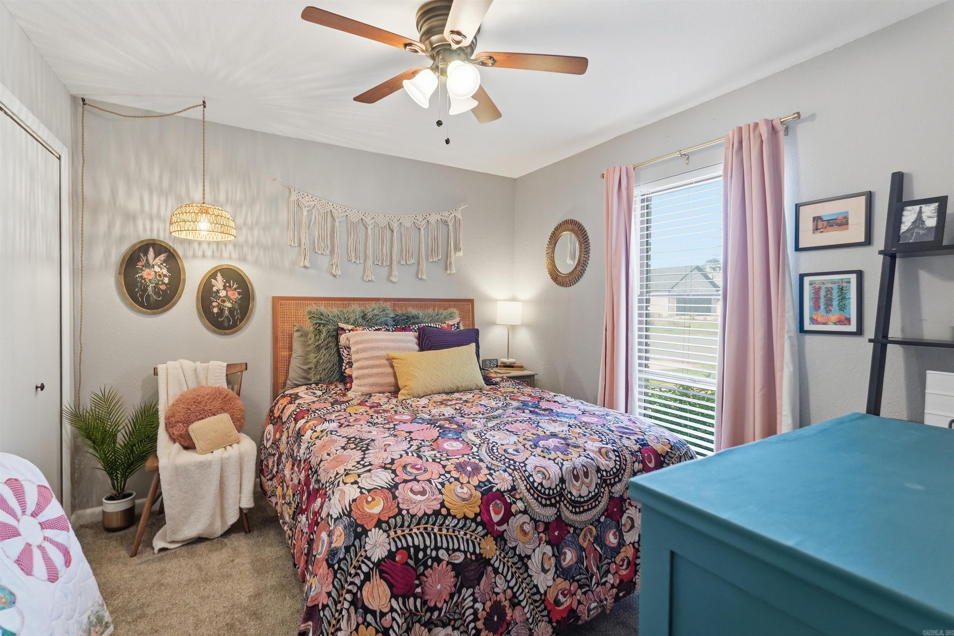 NORTH HILLS MANOR - Residential
