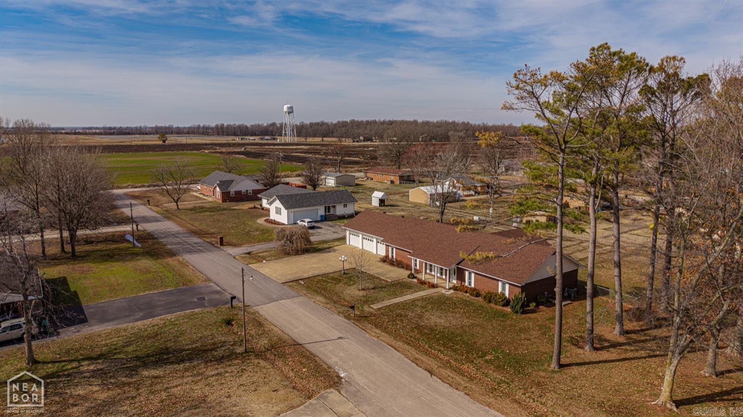 LYNNDALE - Residential