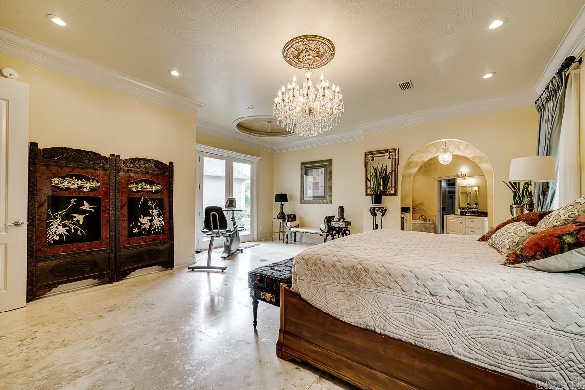 CENTENNIAL VALLEY - Residential