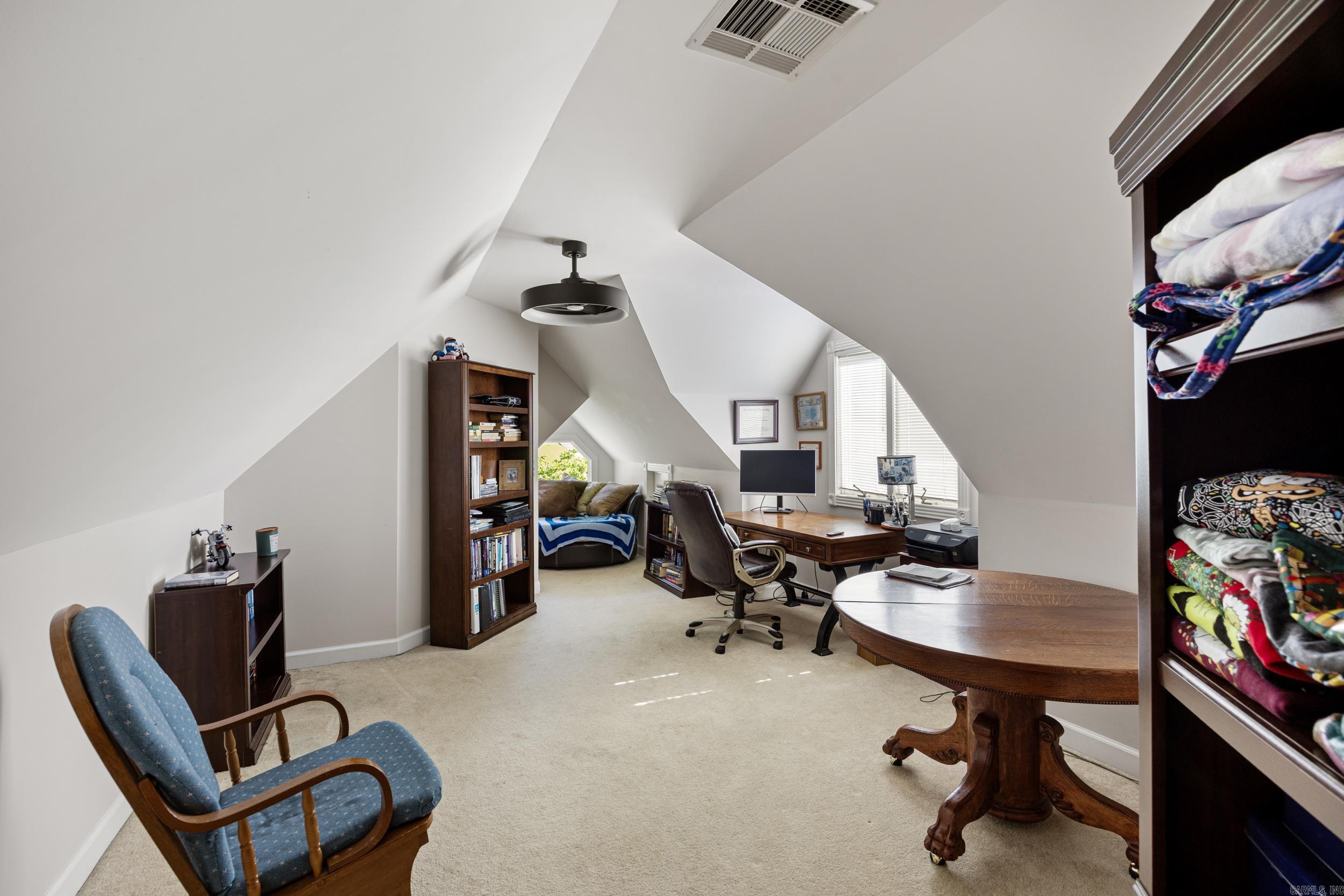 PLEASANT VIEW ESTATES - Residential