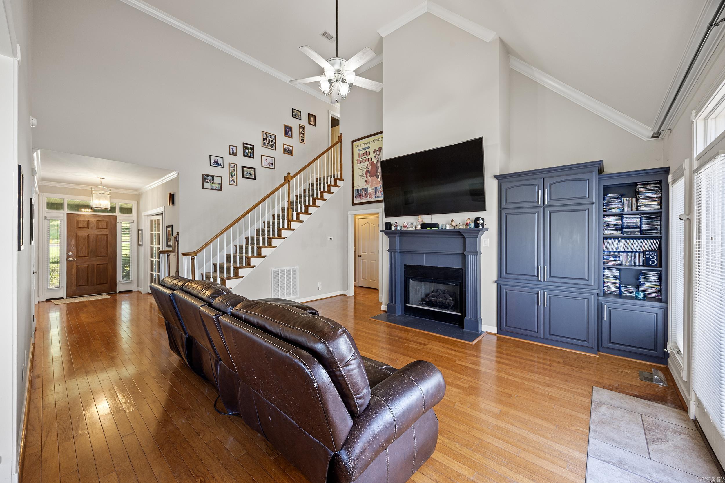 PLEASANT VIEW ESTATES - Residential