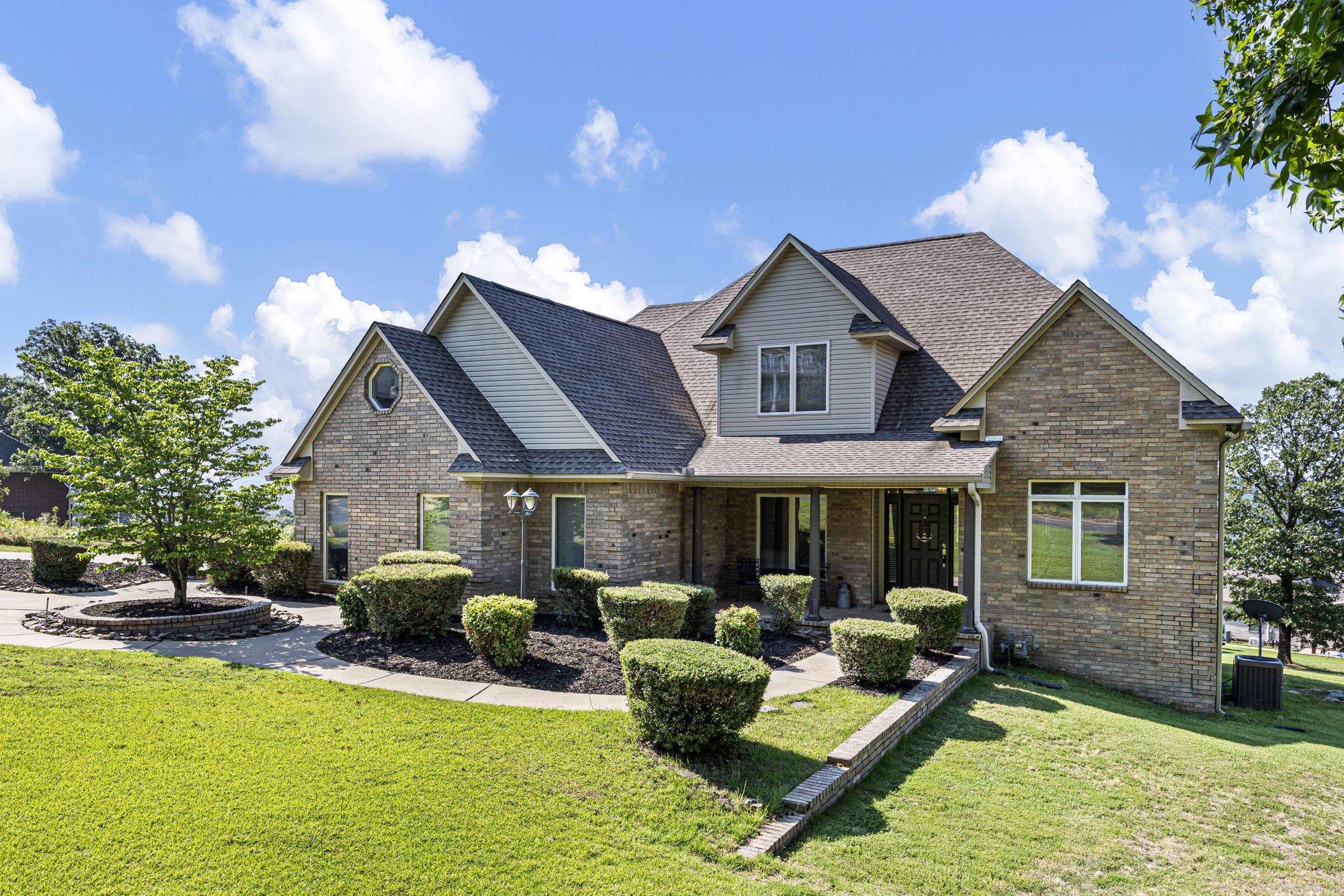 PLEASANT VIEW ESTATES - Residential