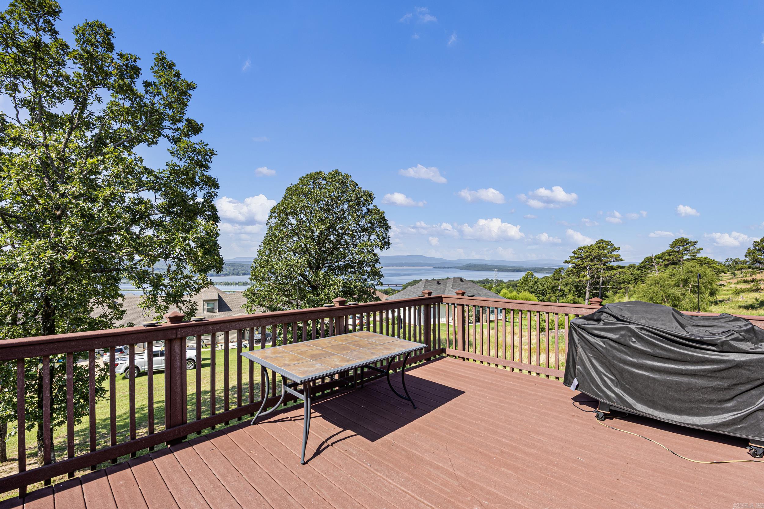 PLEASANT VIEW ESTATES - Residential
