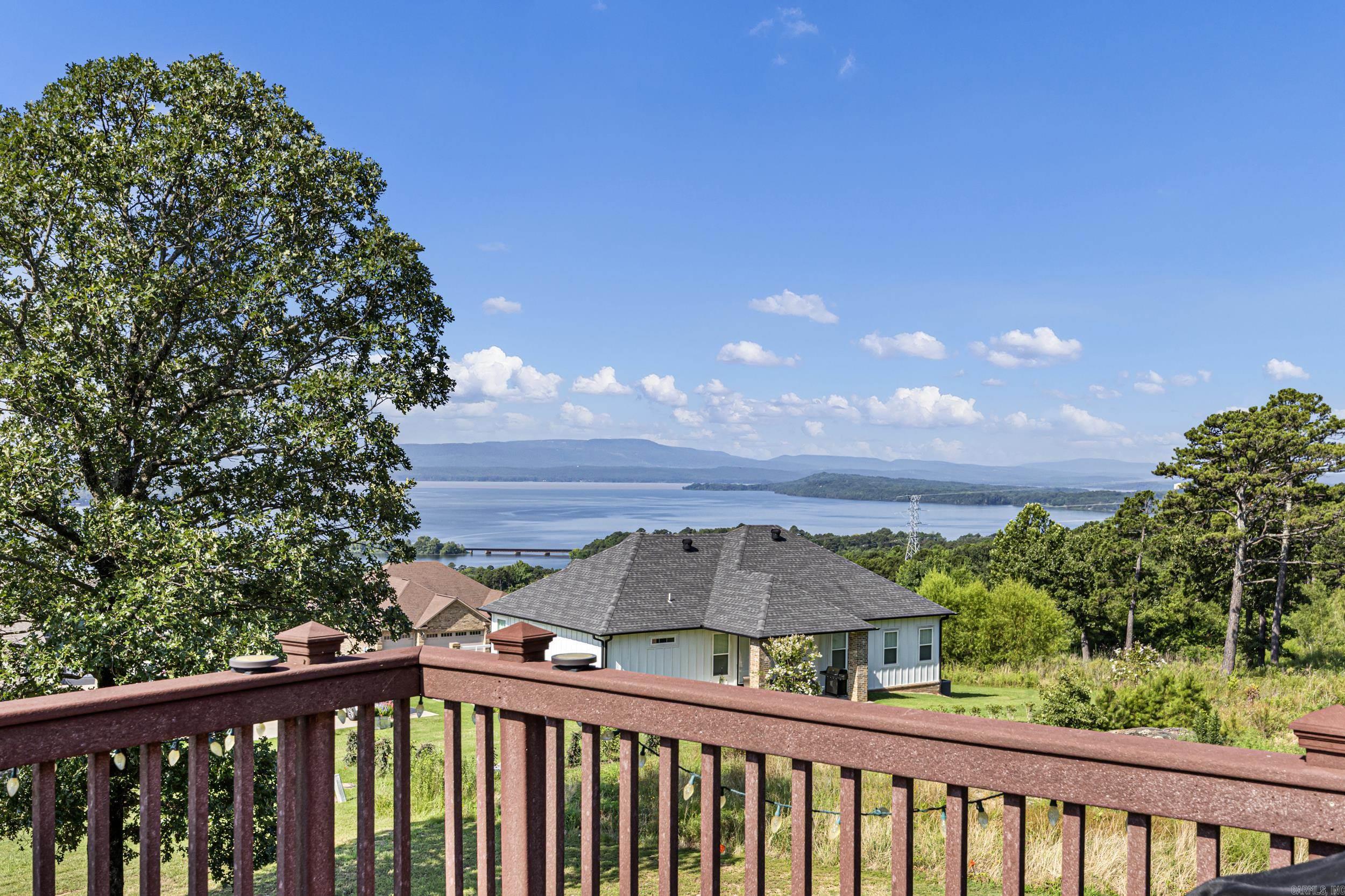 PLEASANT VIEW ESTATES - Residential