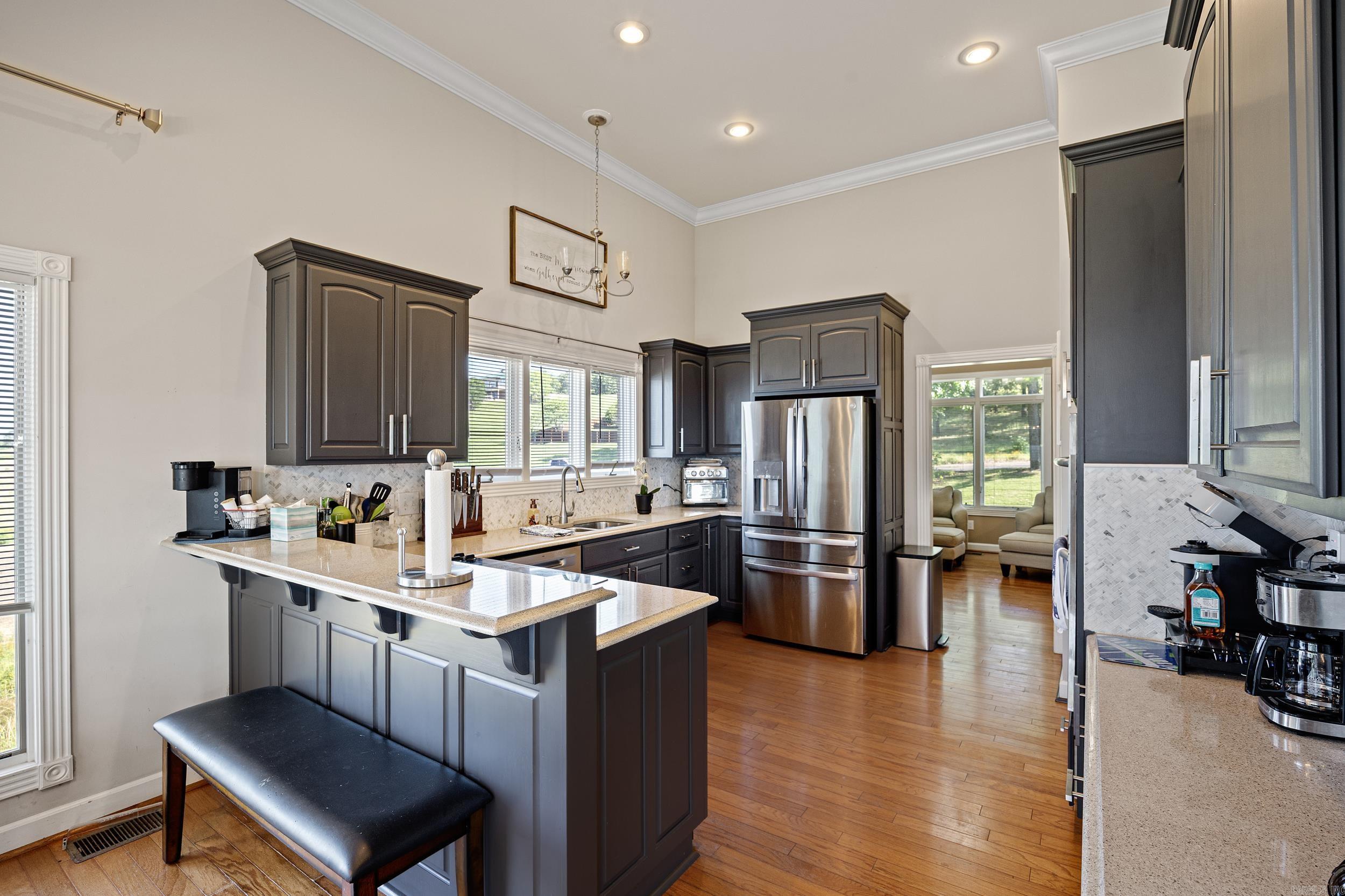 PLEASANT VIEW ESTATES - Residential