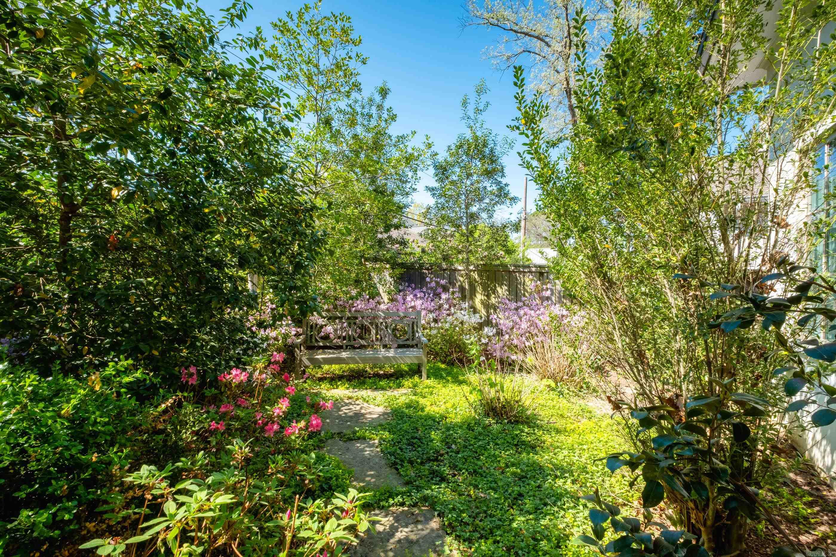 CLIFFEWOOD - Residential