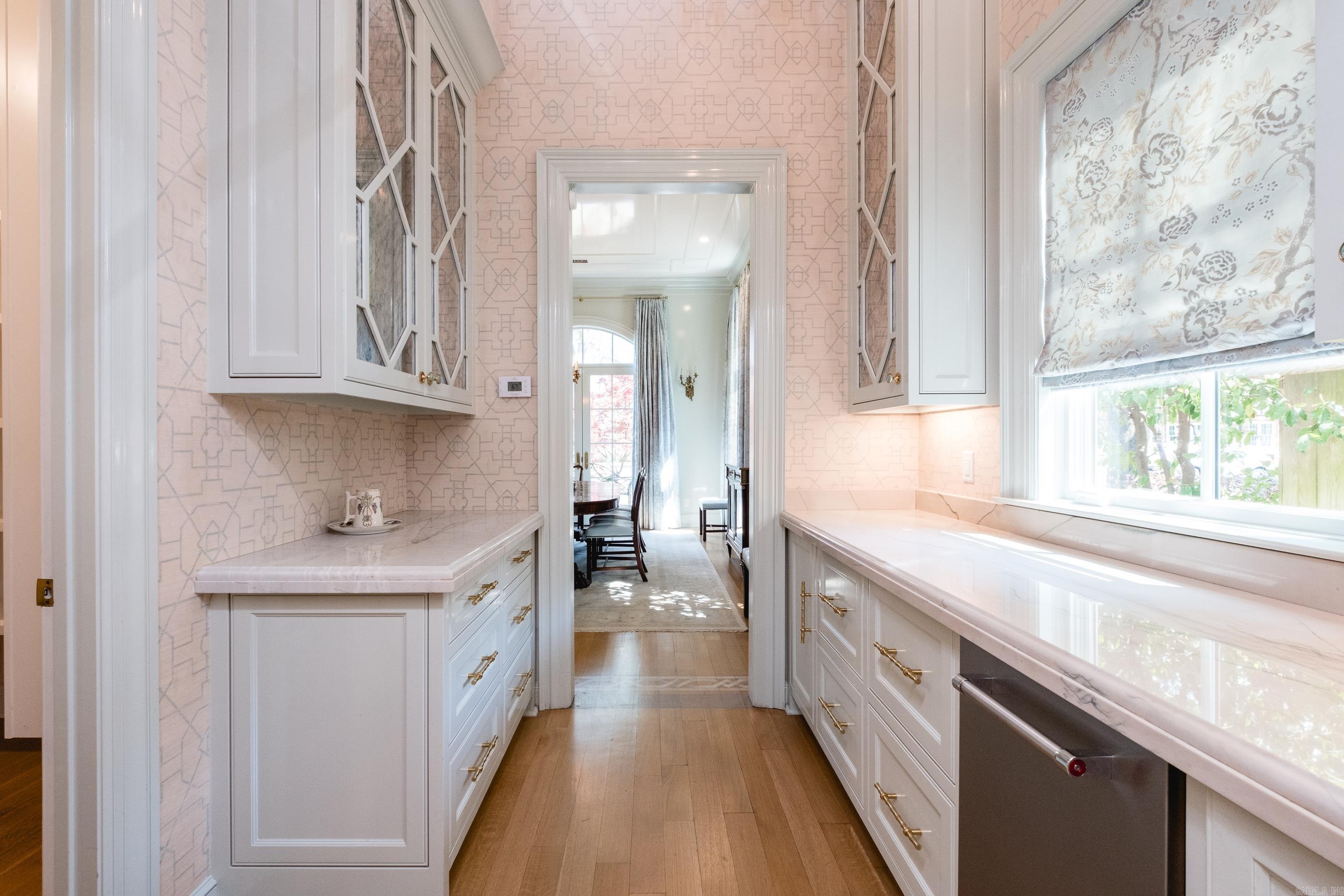 CLIFFEWOOD - Residential