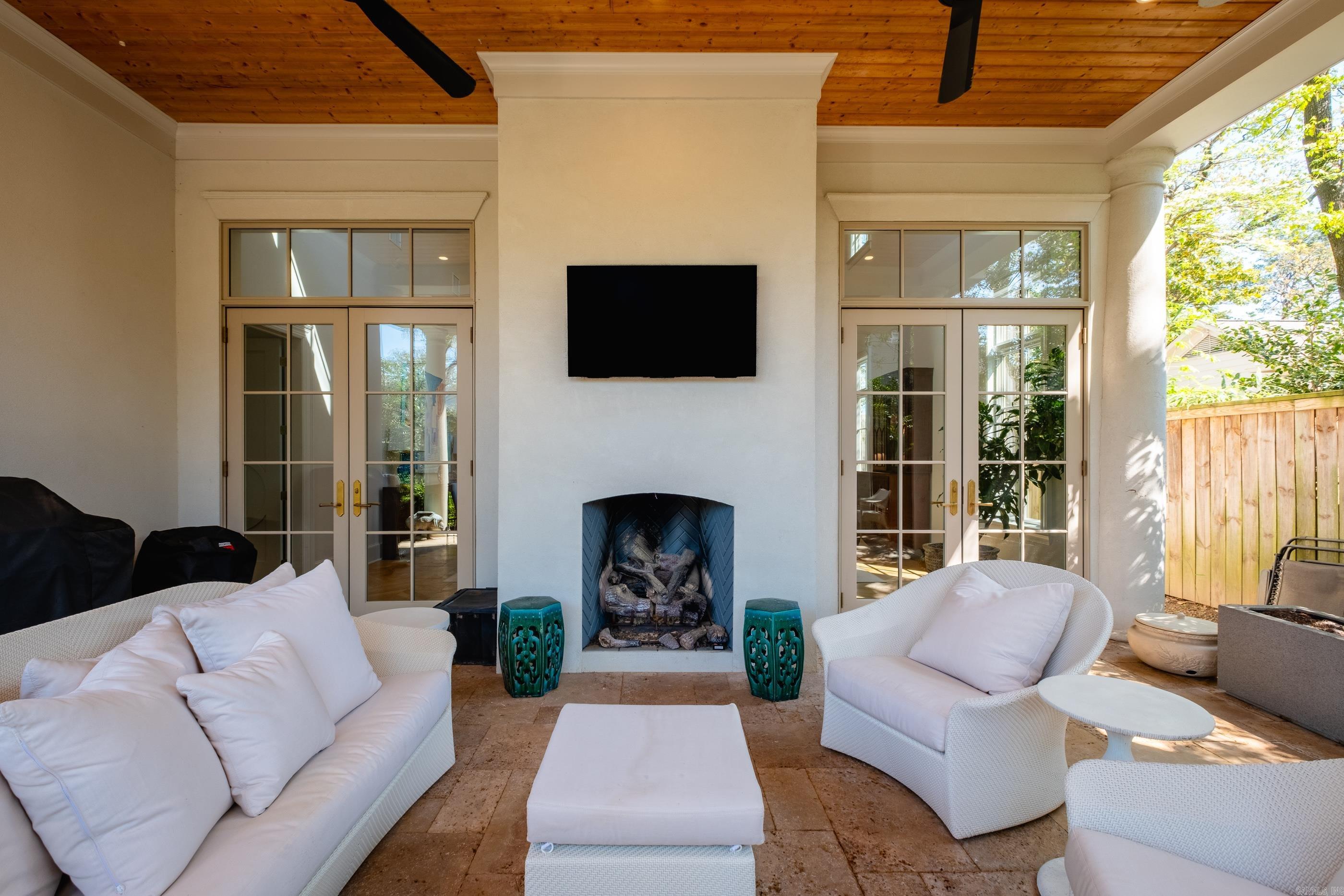 CLIFFEWOOD - Residential