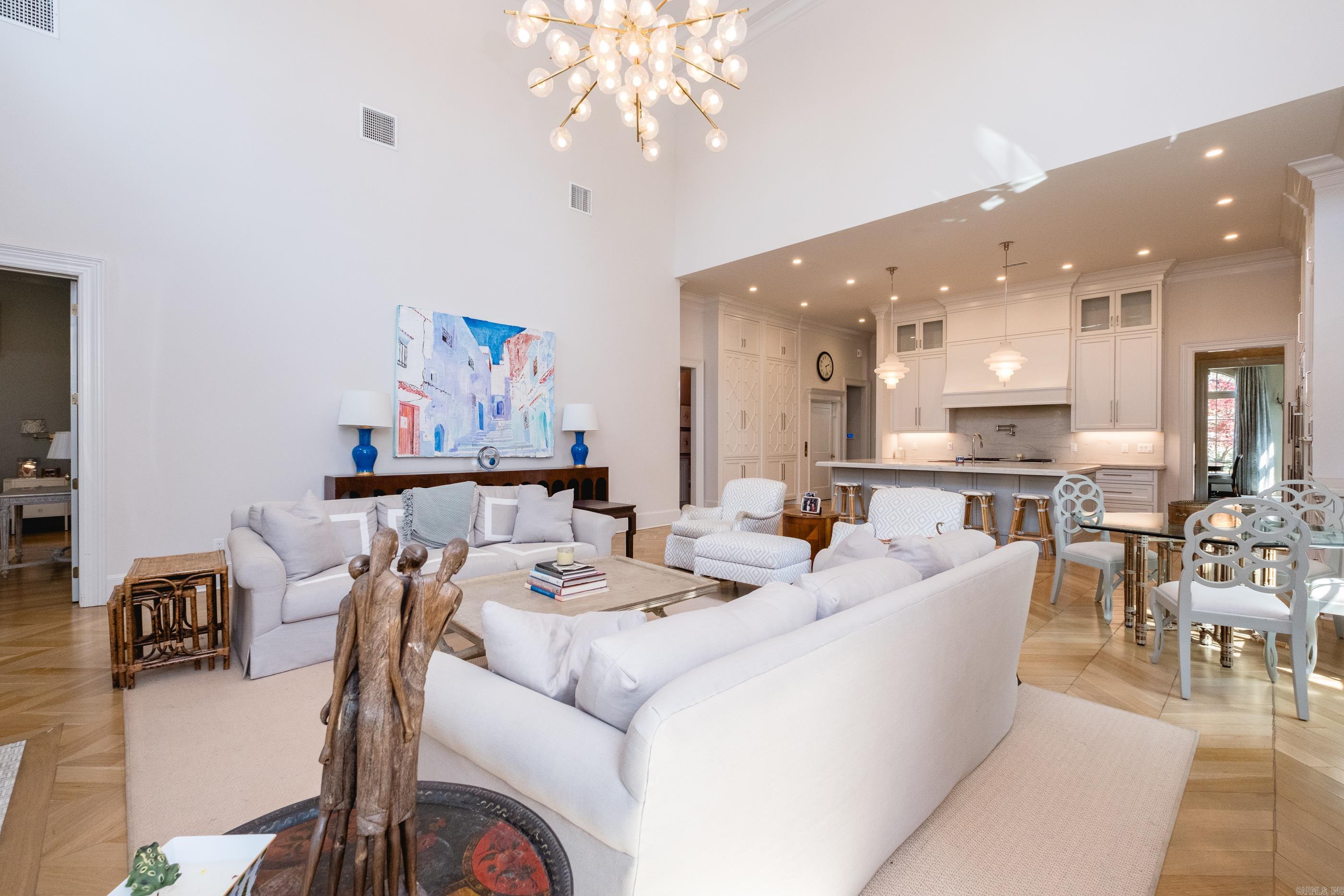 CLIFFEWOOD - Residential