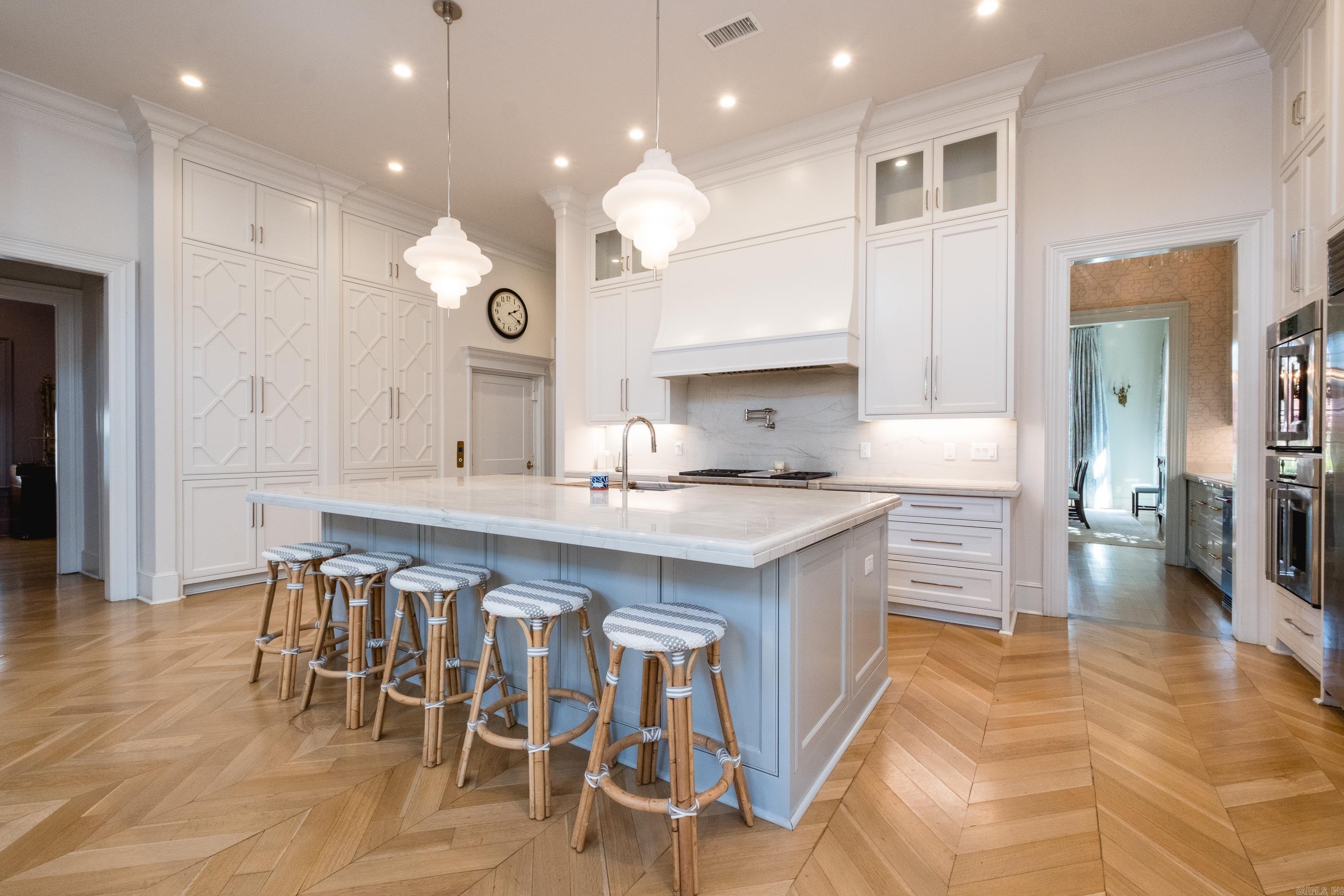 CLIFFEWOOD - Residential
