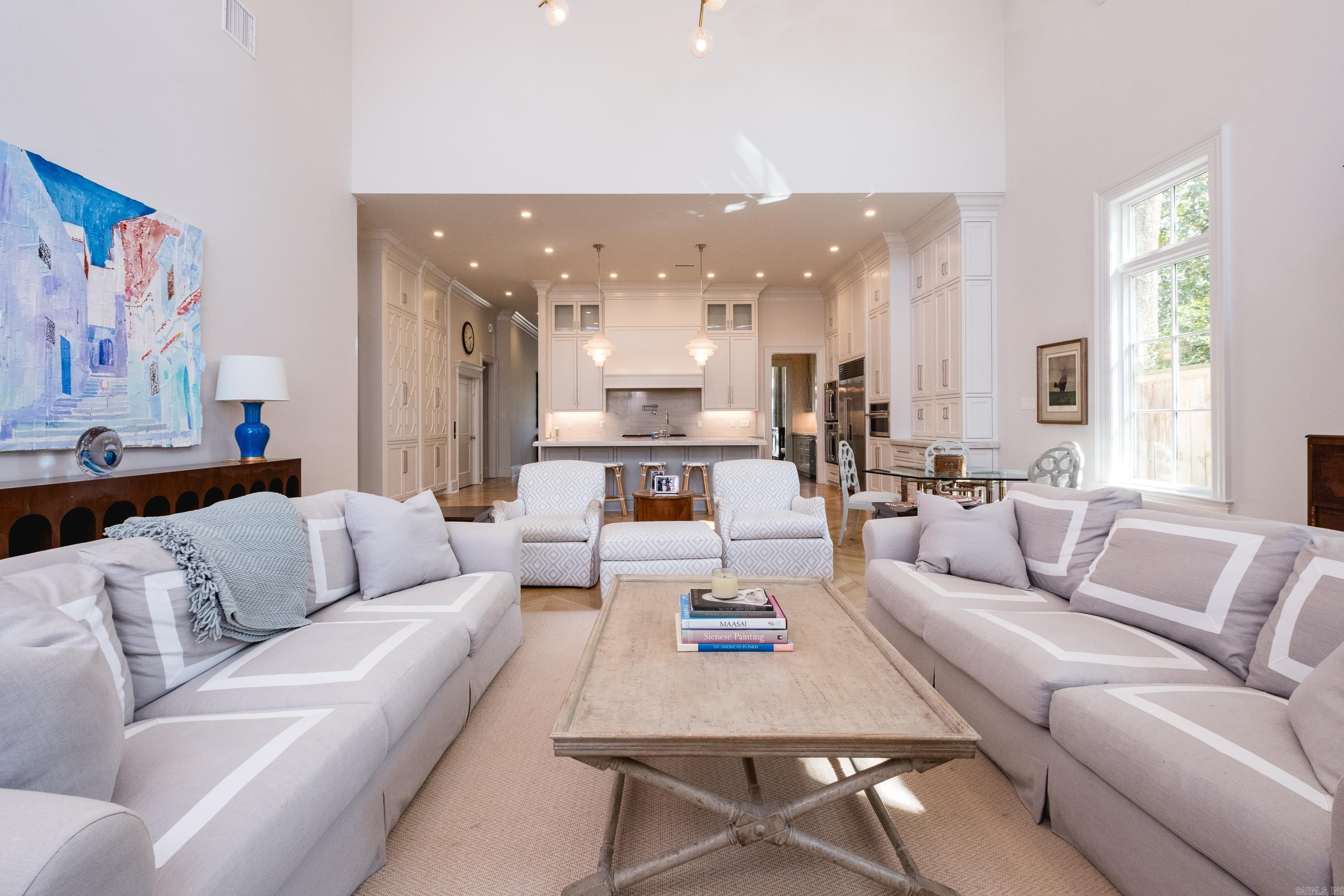 CLIFFEWOOD - Residential