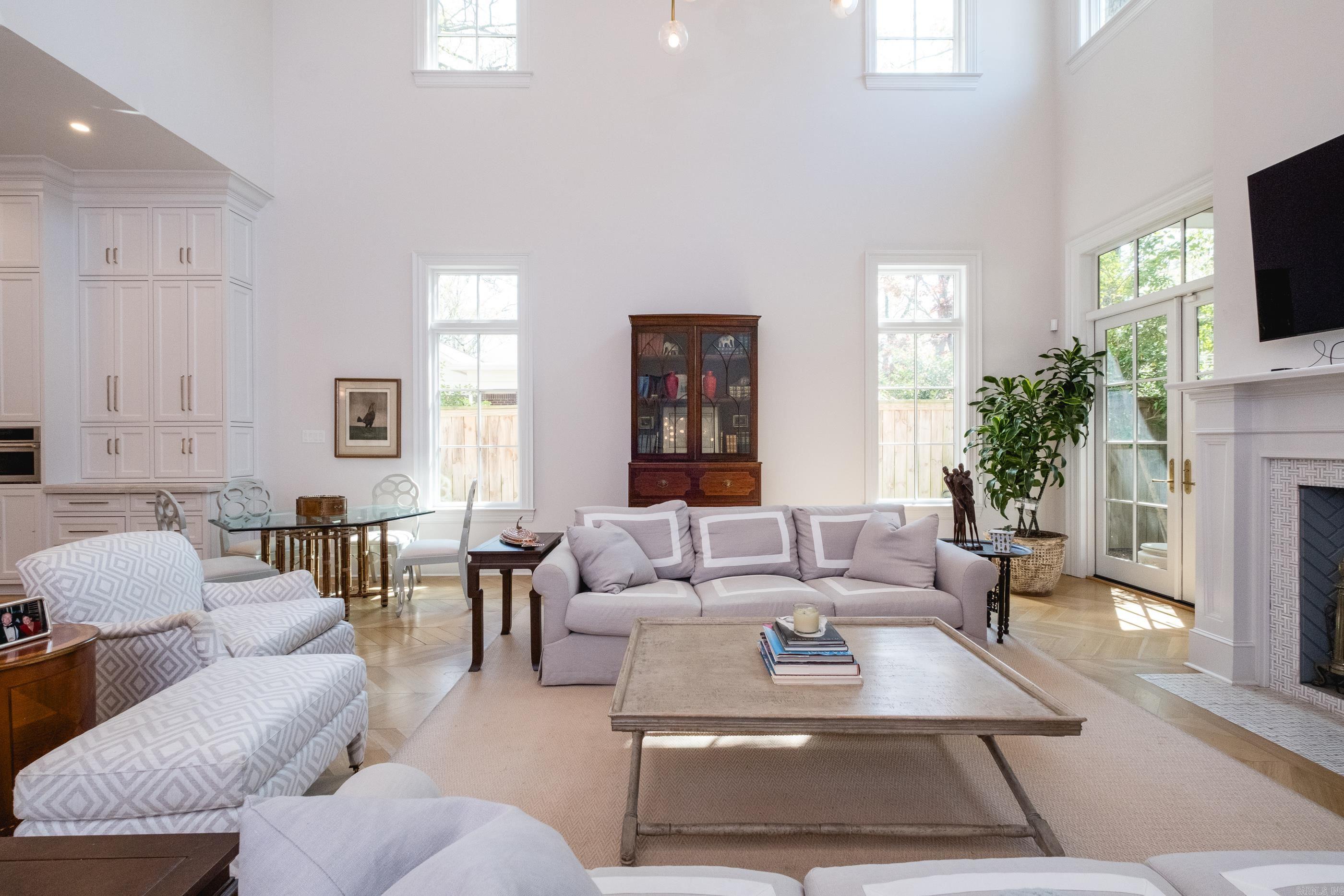 CLIFFEWOOD - Residential