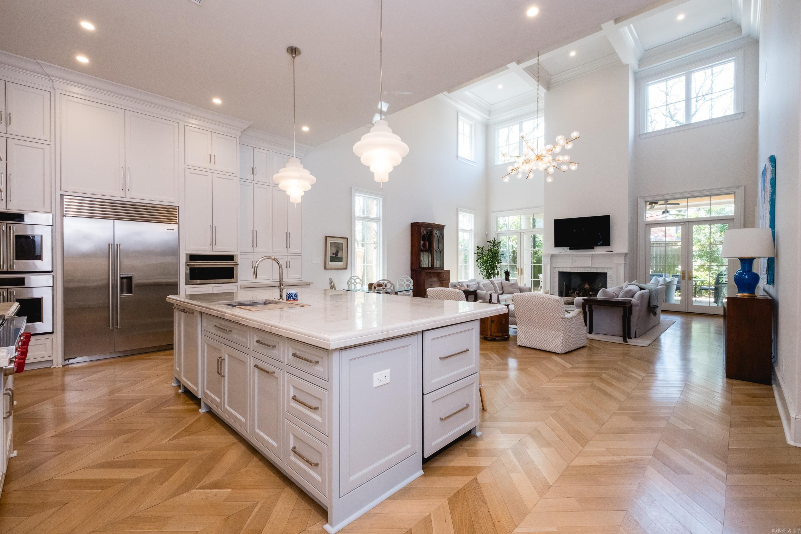 CLIFFEWOOD - Residential