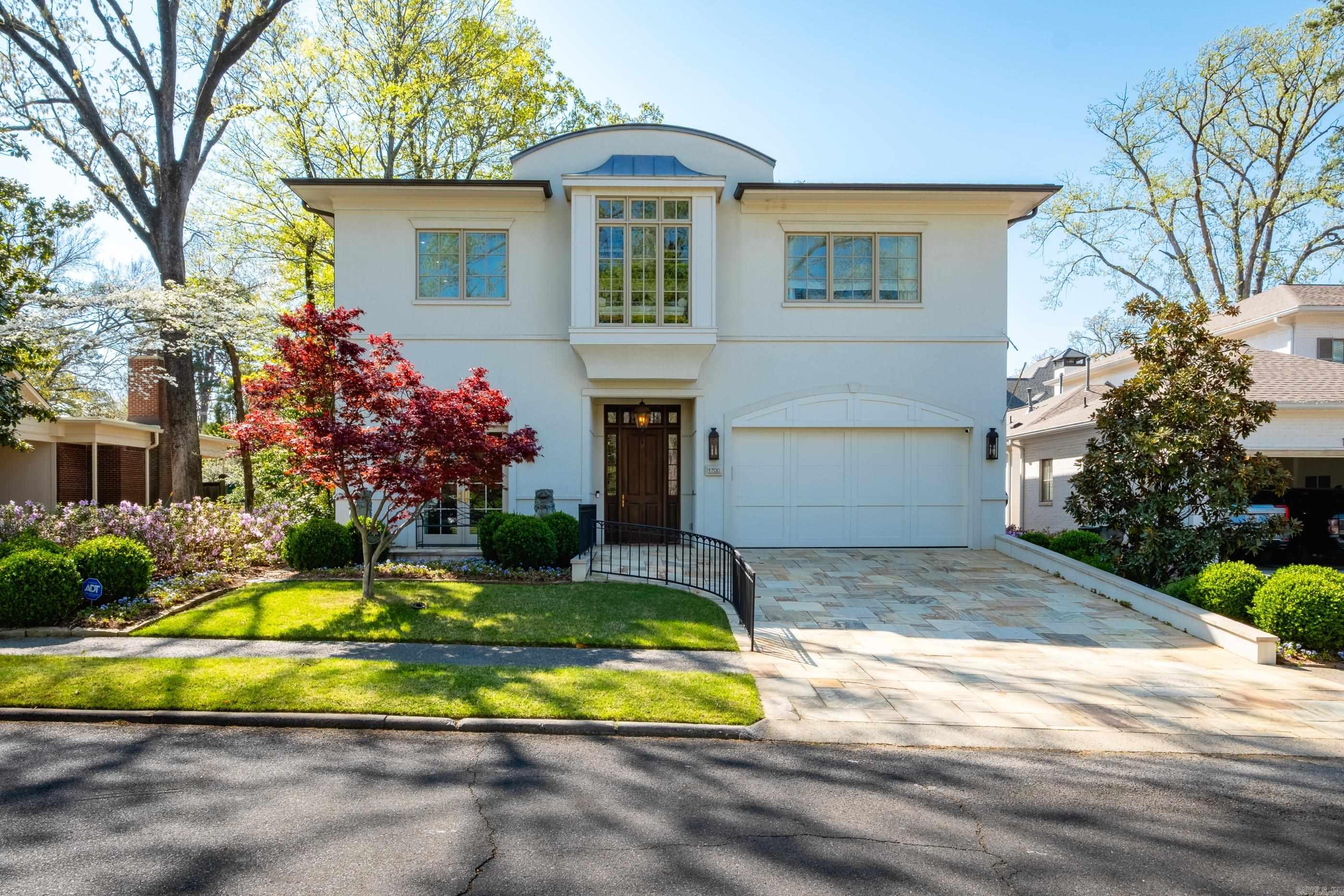 CLIFFEWOOD - Residential