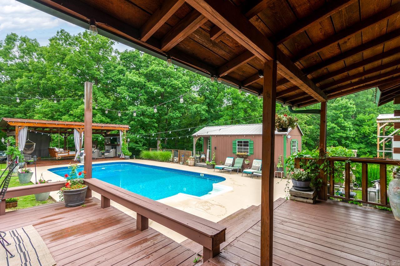 ROMANCE ACRES - Residential