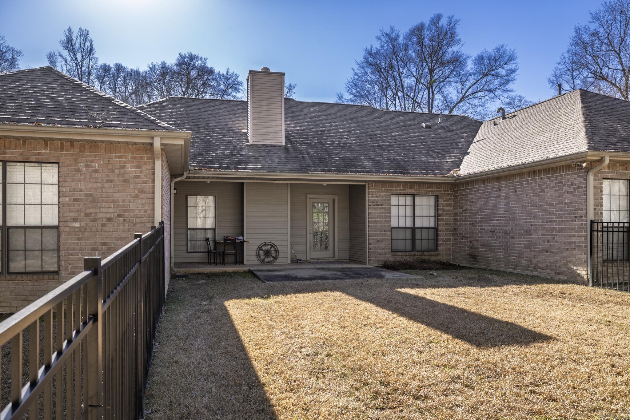SHADOW RIDGE - Residential