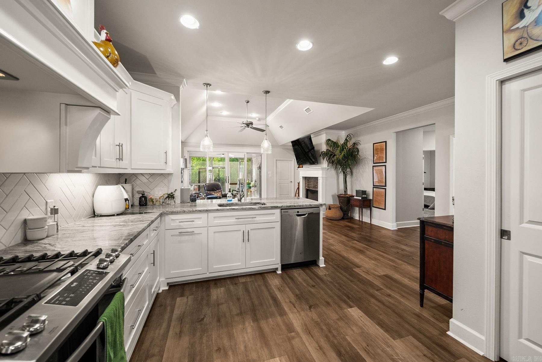PIPER LANE - Residential
