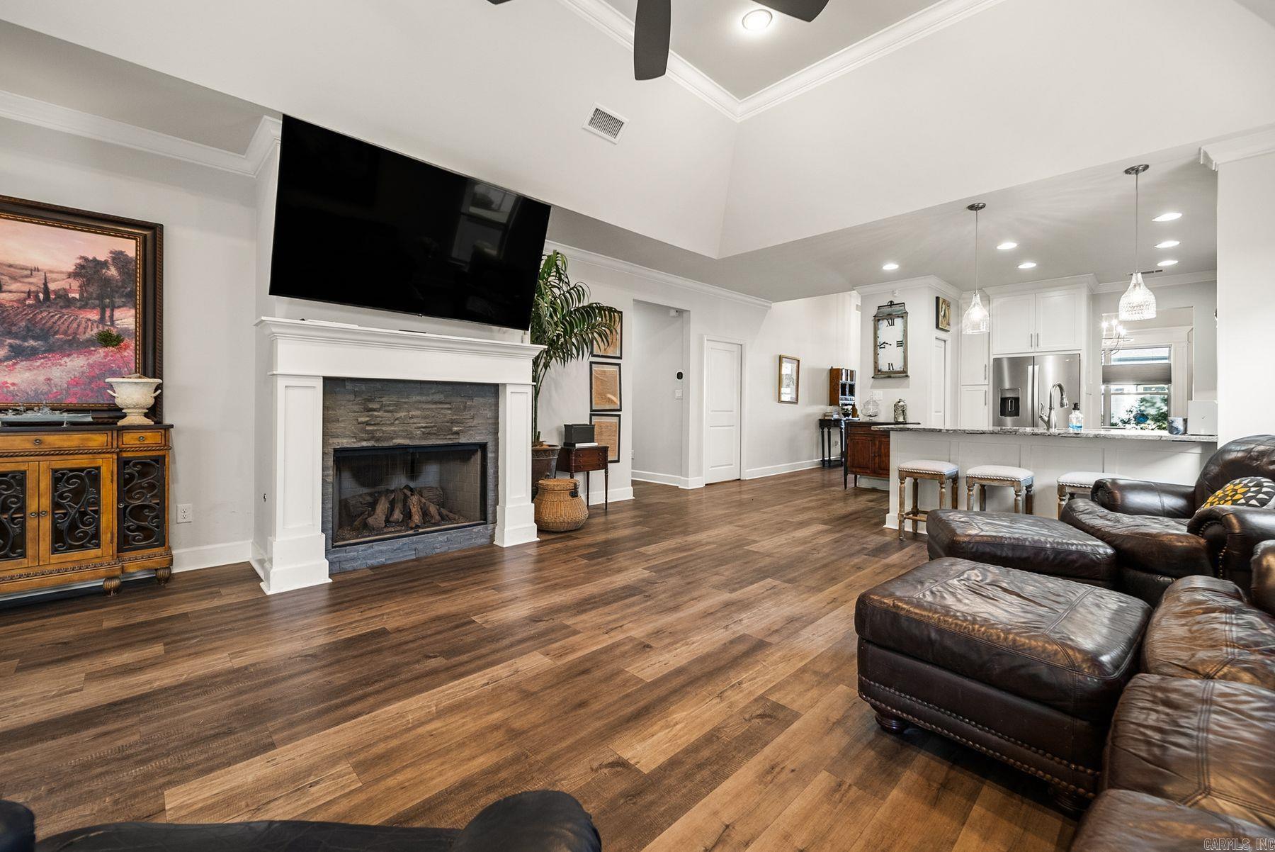 PIPER LANE - Residential