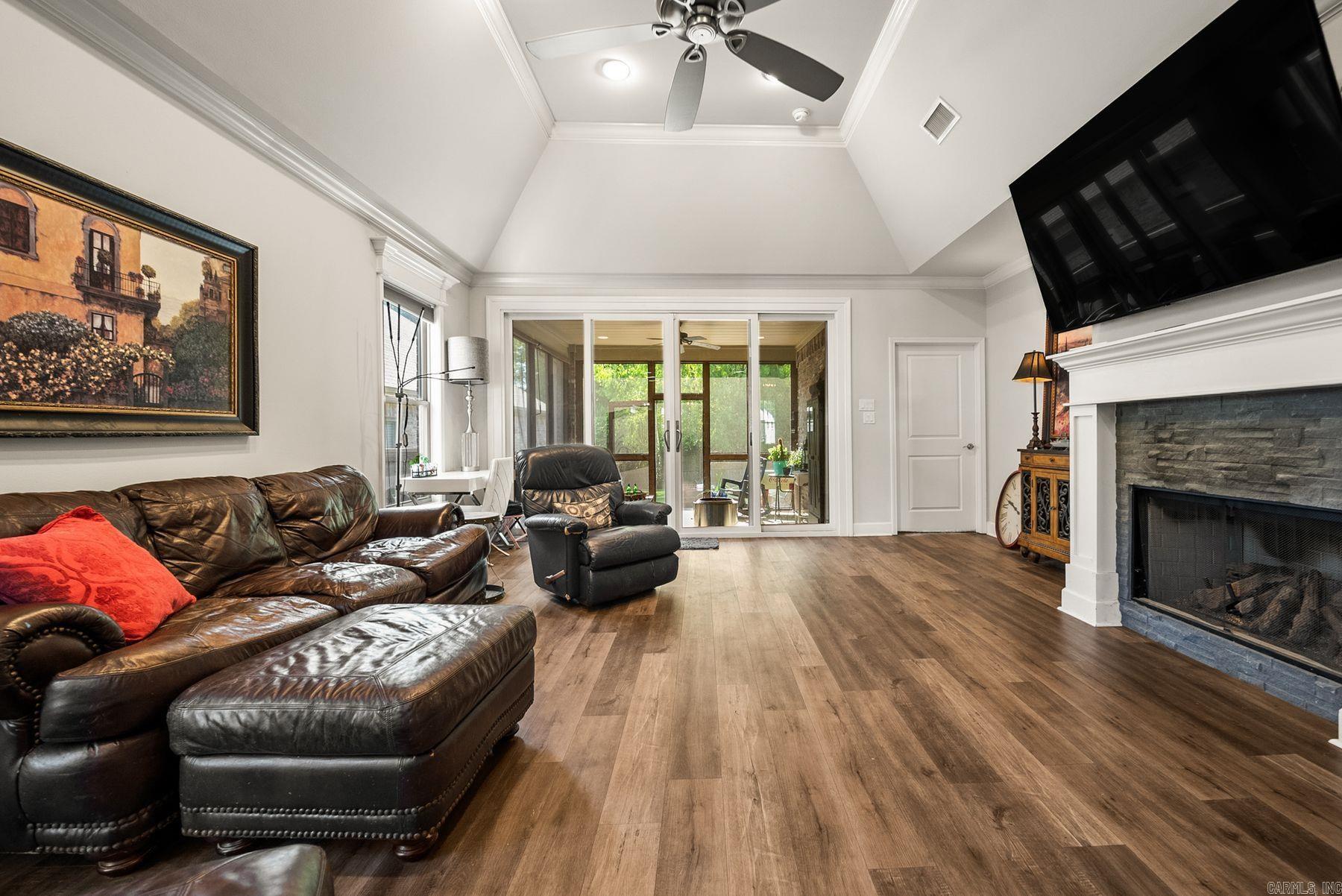 PIPER LANE - Residential